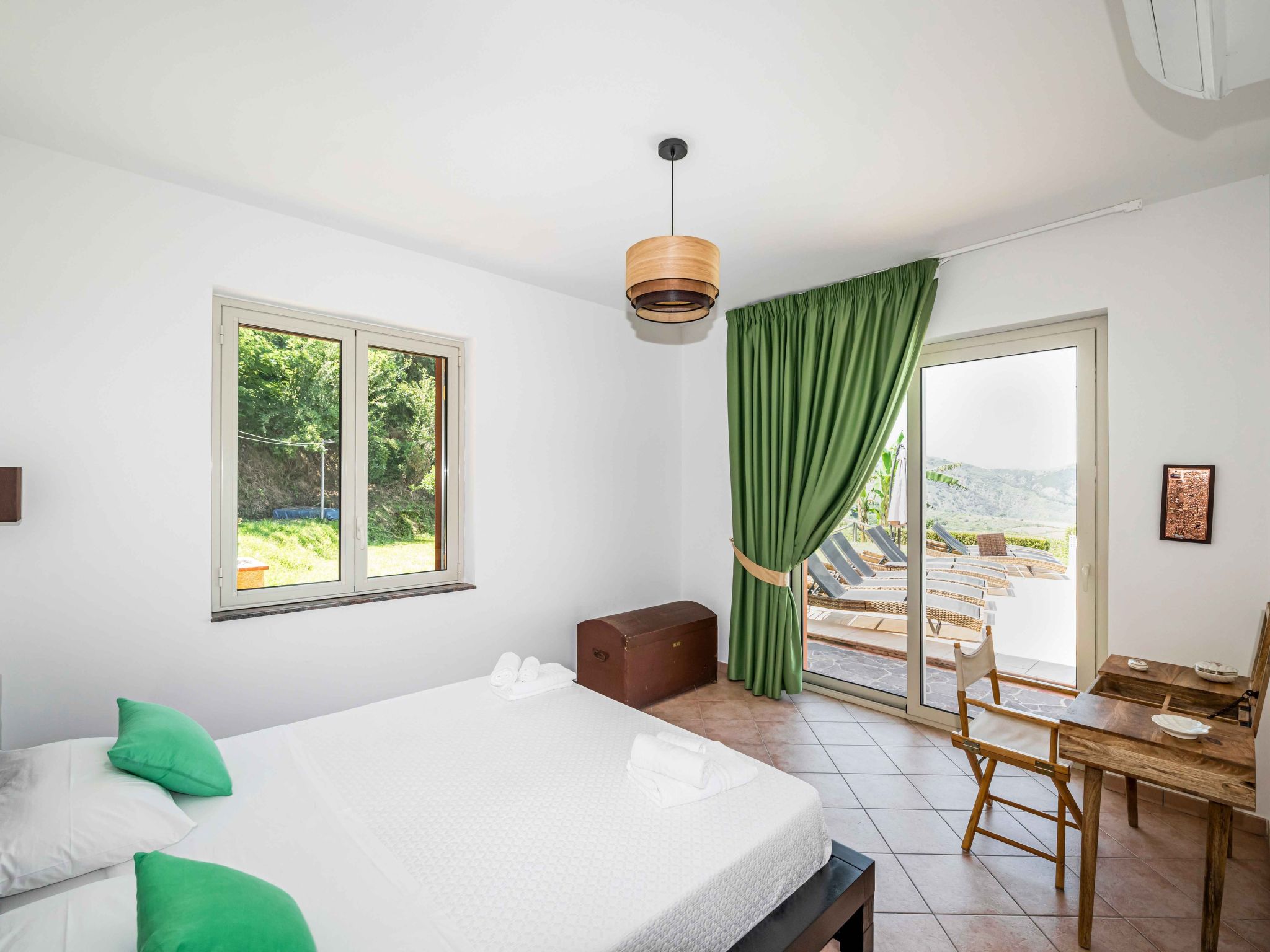 Berghütte "Villa Malú" mit Blick auf das Wasser-Inside