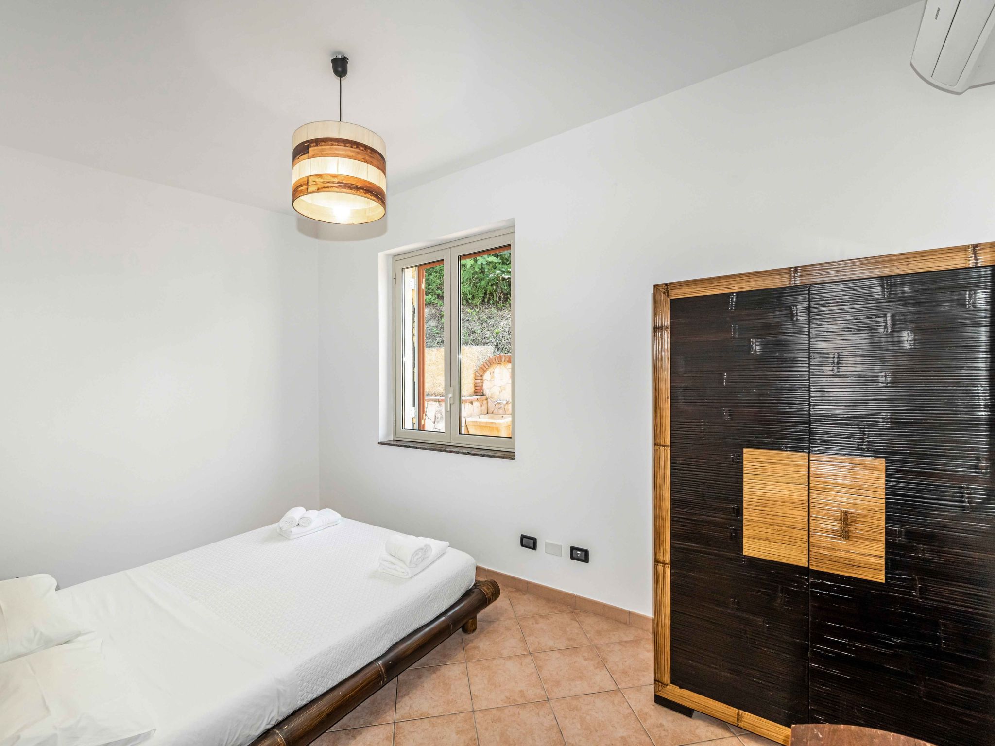 Berghütte "Villa Malú" mit Blick auf das Wasser-Inside