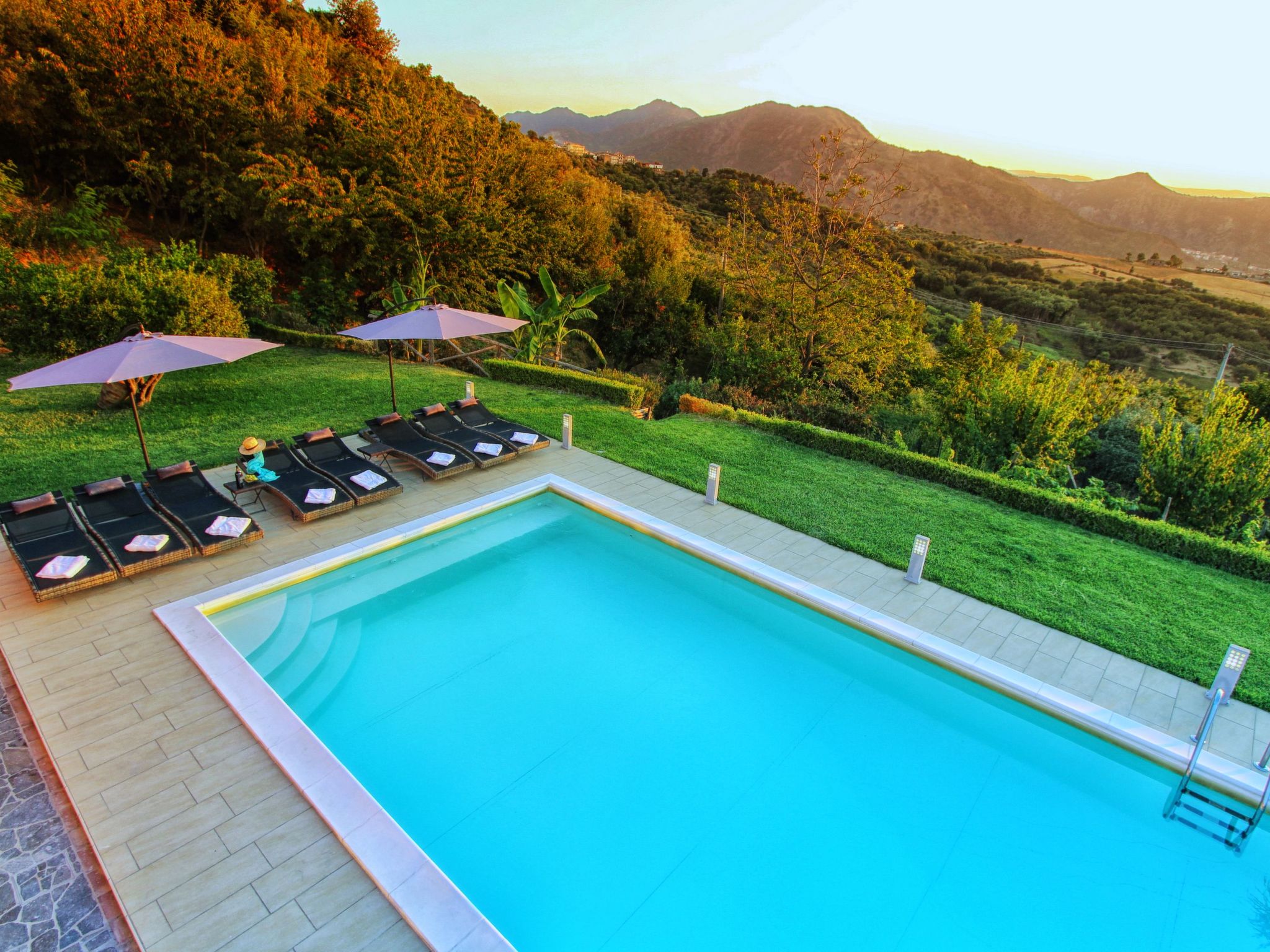 Berghütte "Villa Malú" mit Blick auf das Wasser-Inside