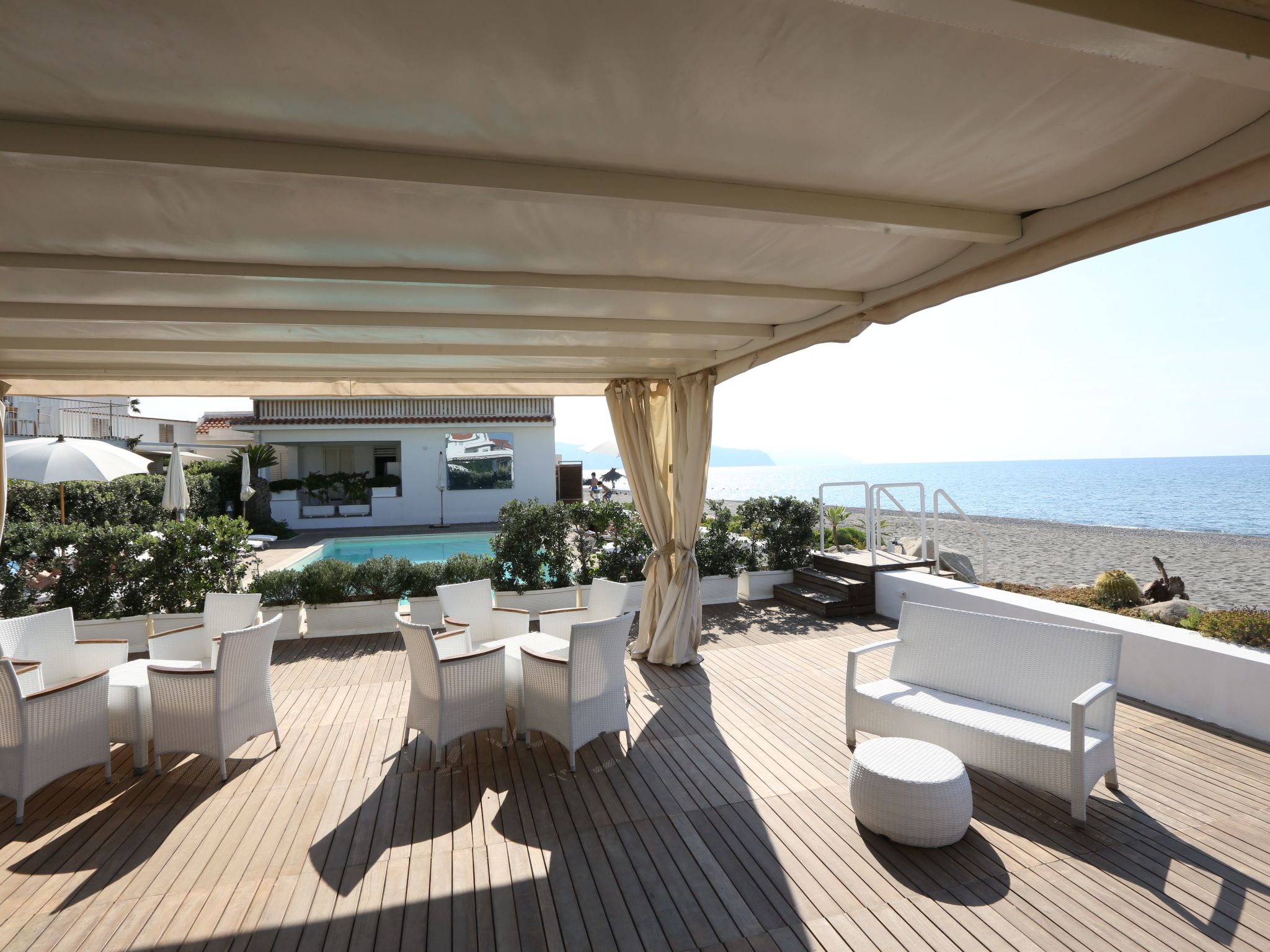 Appartement in Marchesana mit Großer Terrasse-Binnen