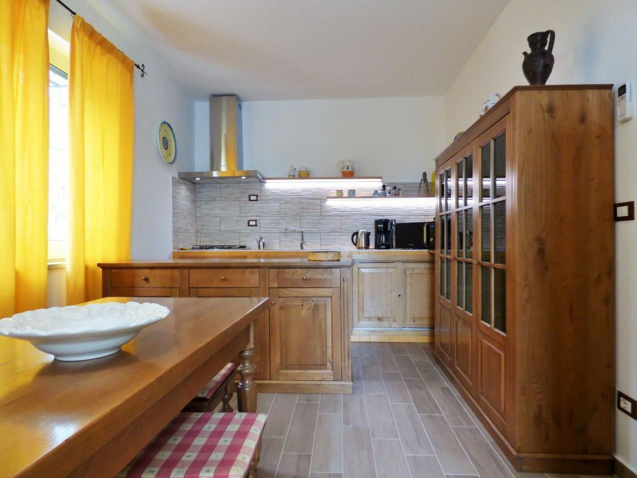 Landhaus mit Blick auf die Äolischen Inseln-Binnen