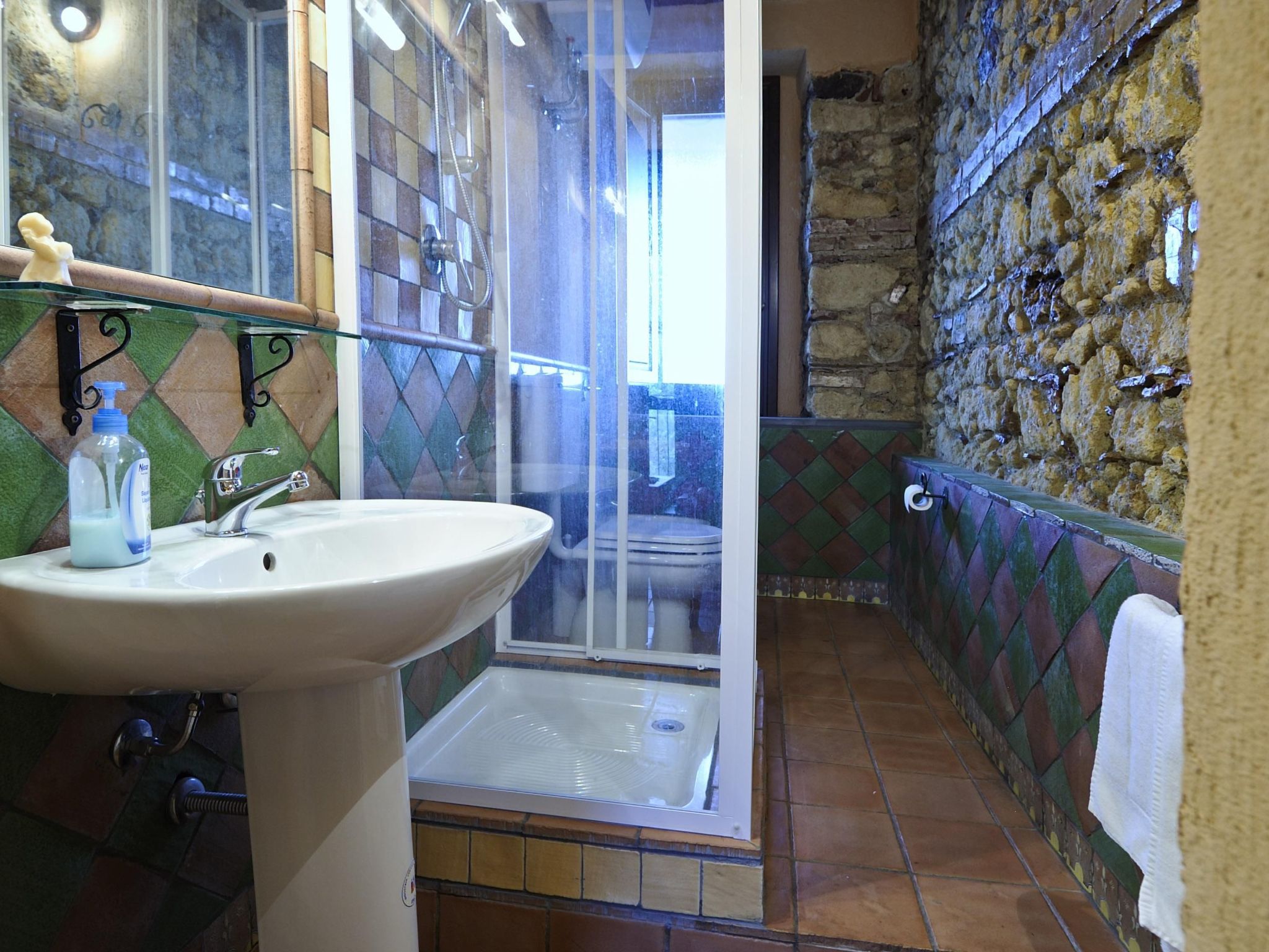 Wohnung in San Giorgio mit gemeinsamem Pool, Grill und Terrasse - Binnen