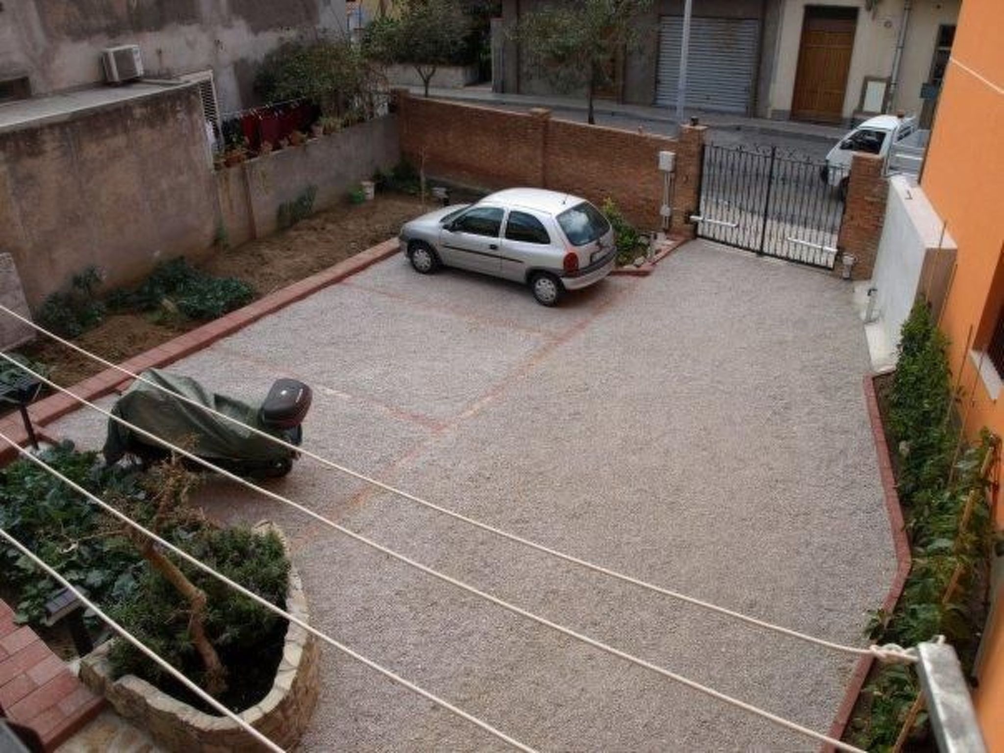 Casa Gatto nero-Image-tags.info