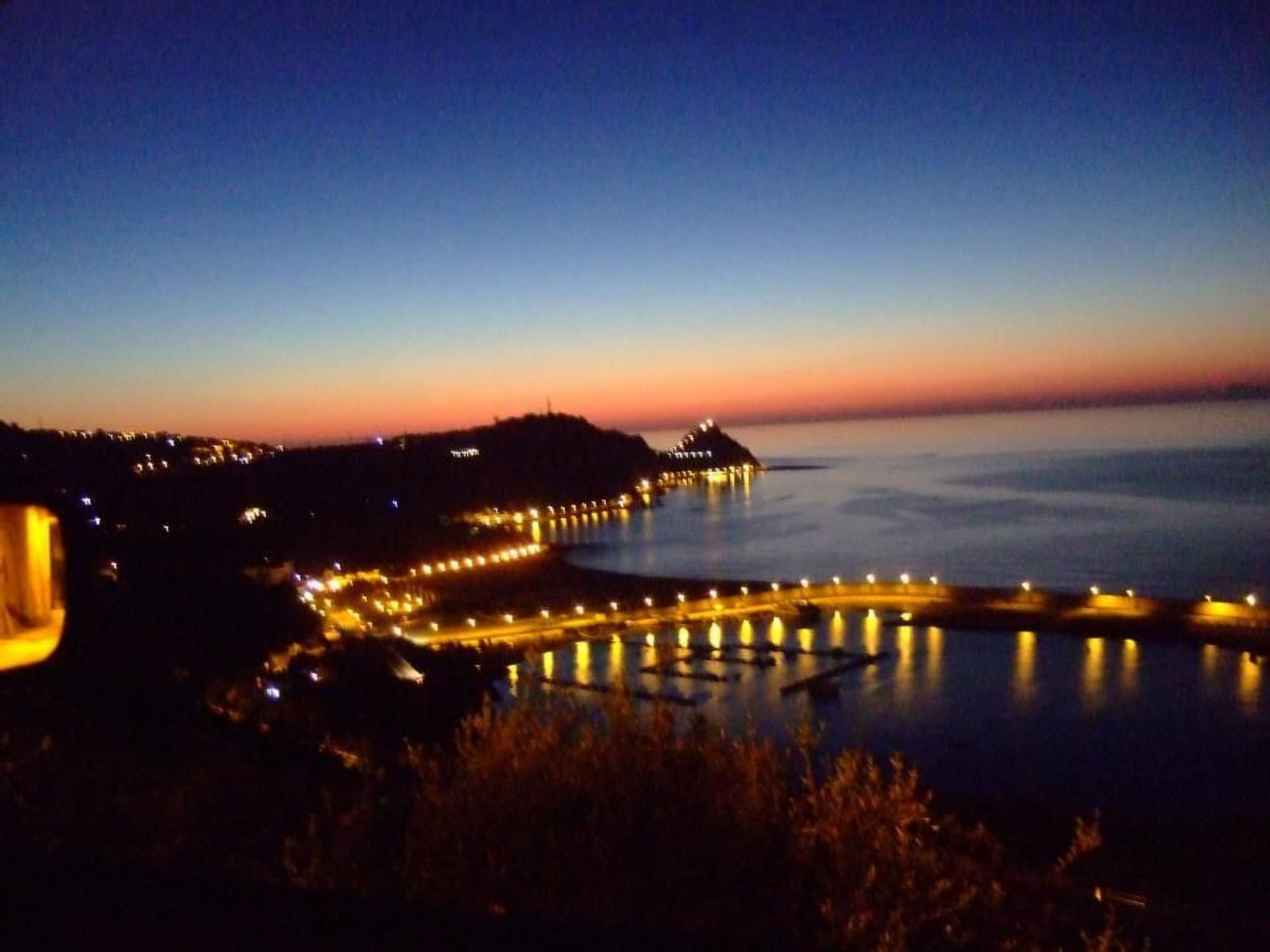 Casa Gatto nero-Image-tags.info