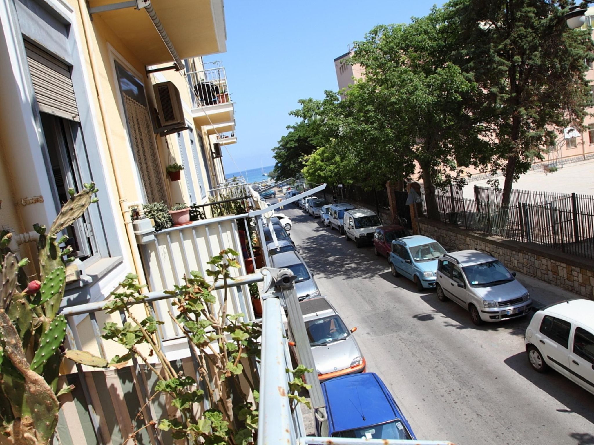 Studio für 10 Personen in Cefalù, Sizilien (Nordküste von Sizilien)-Binnen