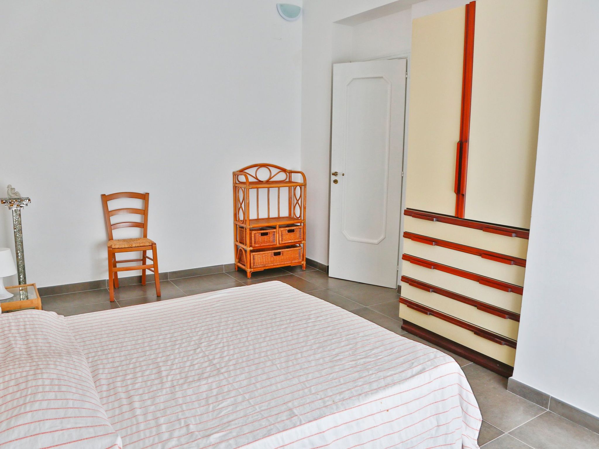 Studio für 10 Personen in Cefalù, Sizilien (Nordküste von Sizilien)-Binnen