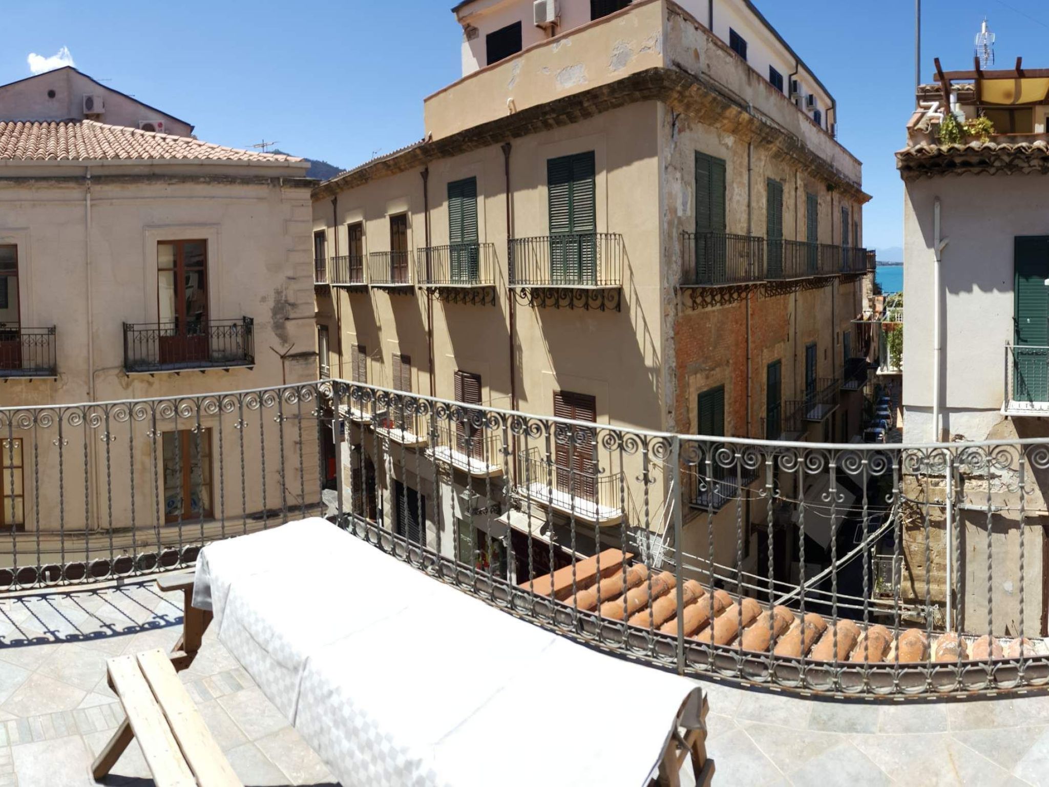 'Terrazza Spinola-Image-tags.info