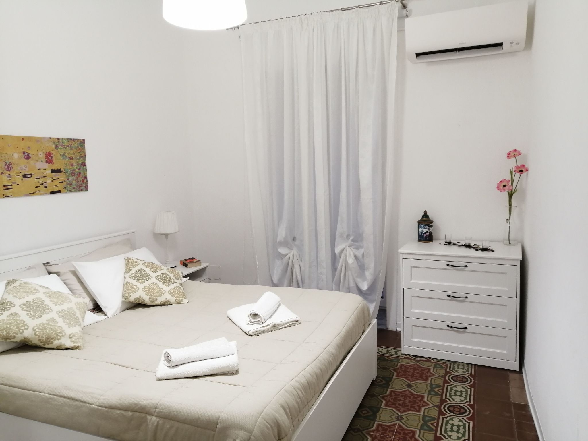 Photo of Wohnung im Zentrum mit Balkon, in der Nähe des Meeres