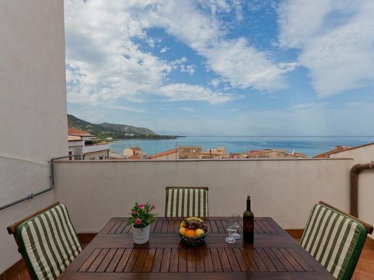 Terrasse Des Zentrums - Cefalù
