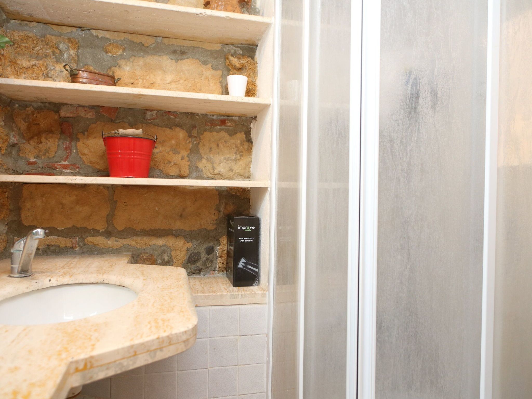 Casa Saraceni-Binnen