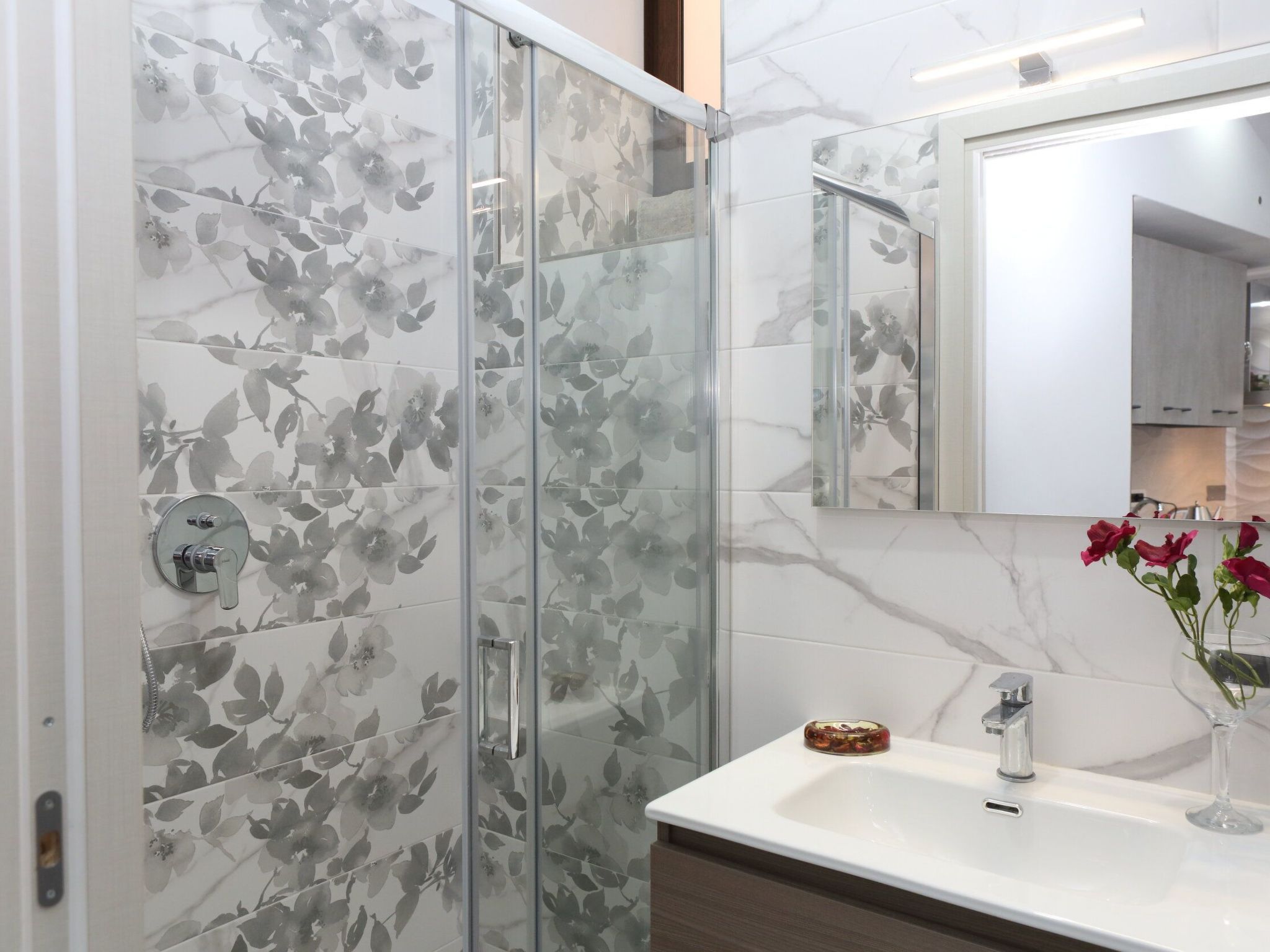 Photo of La Rosa del Deserto B