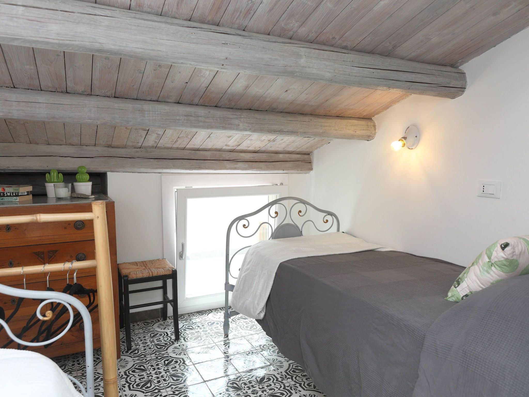 Charmante Wohnung in Cefalù mit Terrasse-Binnen