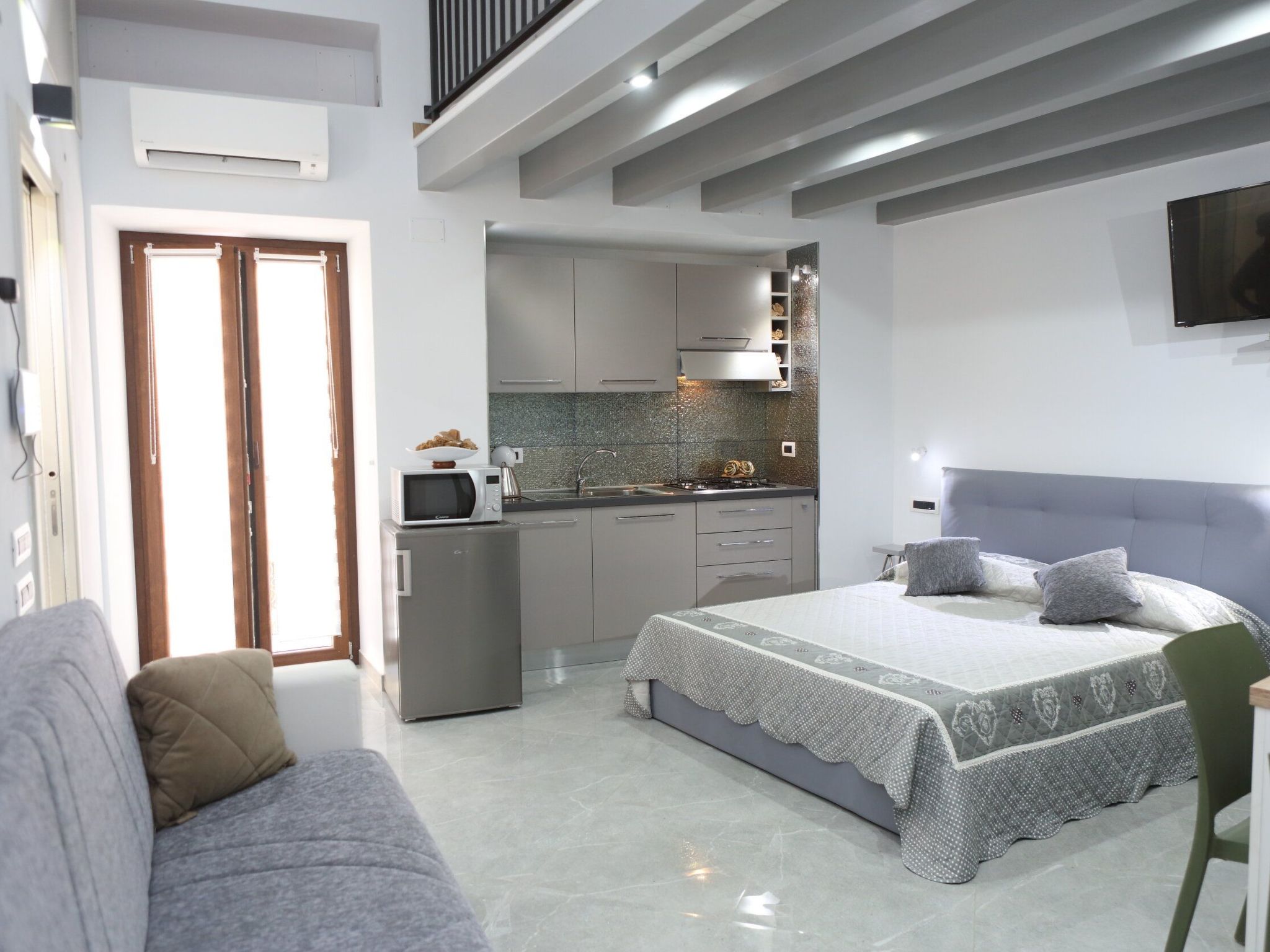 Die Wüstenrose A-Binnen