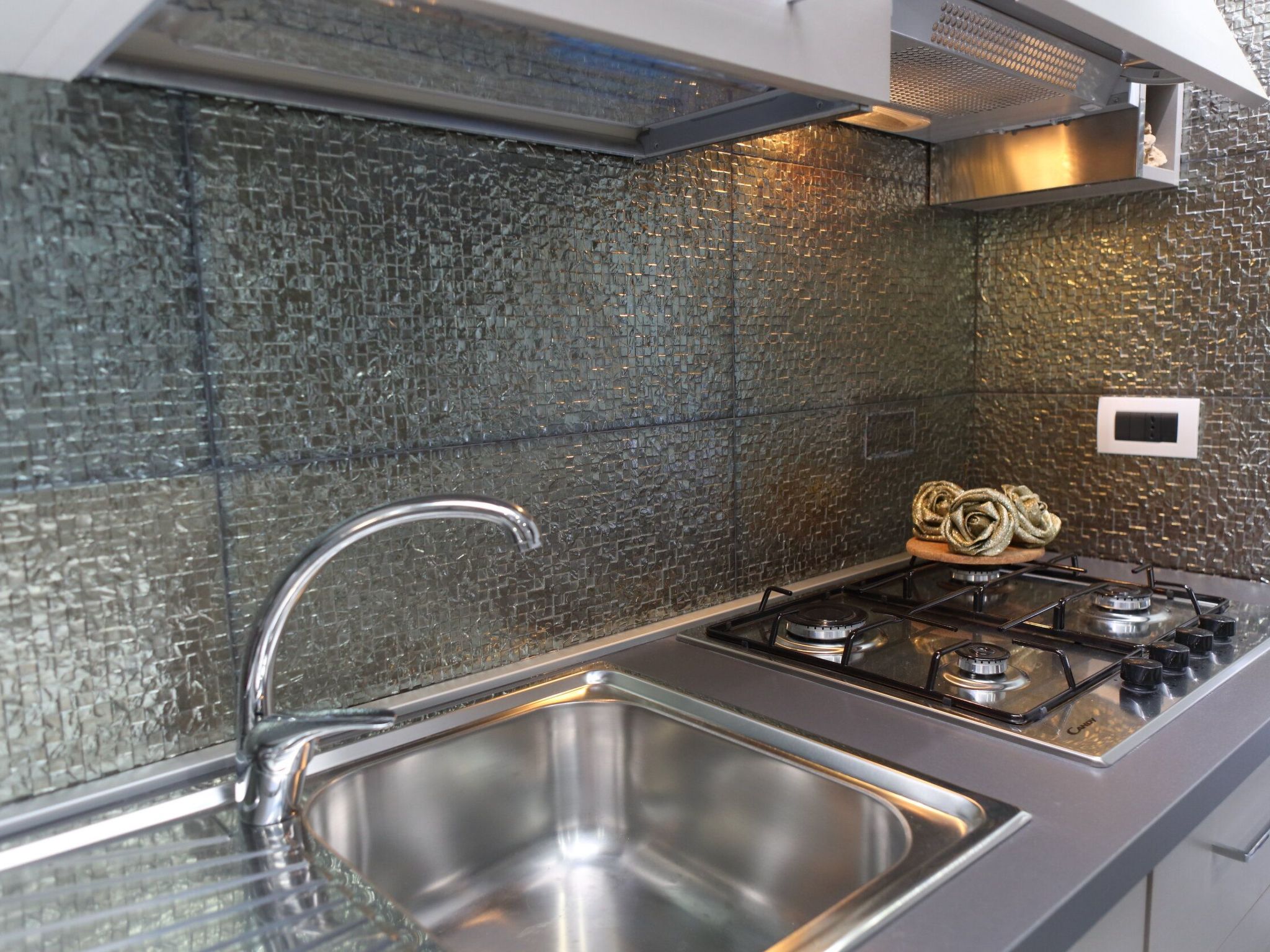 Die Wüstenrose A-Binnen