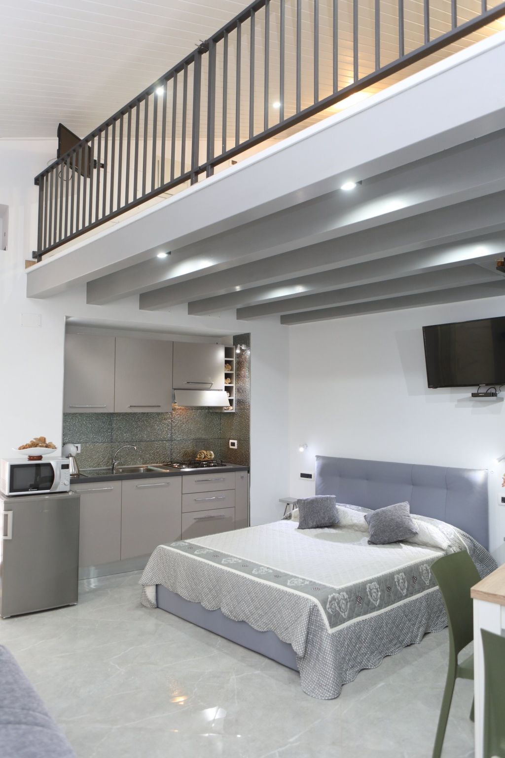 Die Wüstenrose A-Binnen