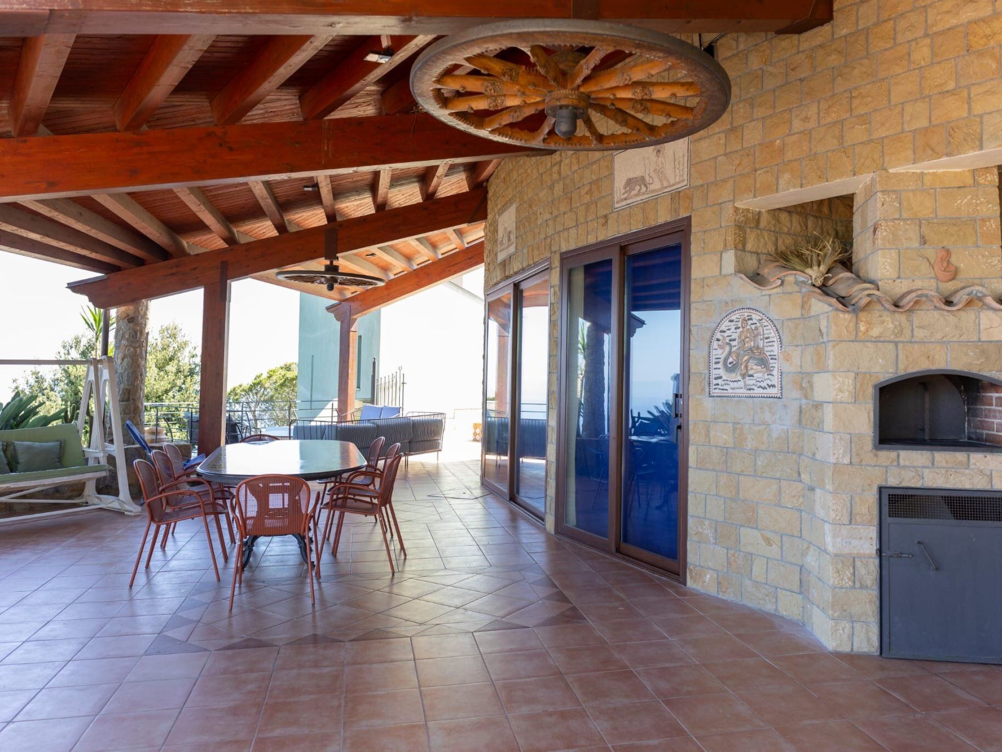 Für 10 Personen in Cefalù, Sizilien (Nordküste von Sizilien)-Dedans