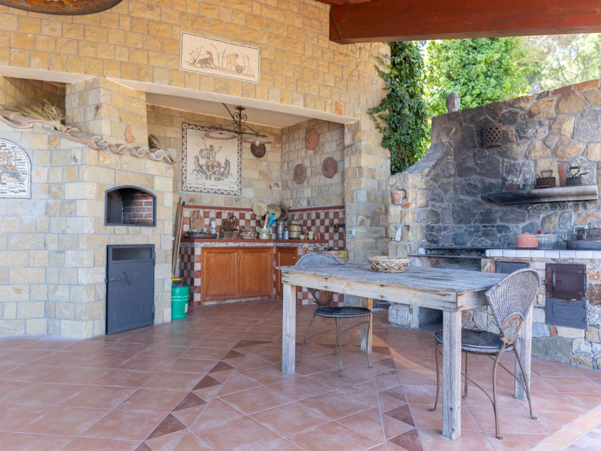 Für 10 Personen in Cefalù, Sizilien (Nordküste von Sizilien)-Dedans