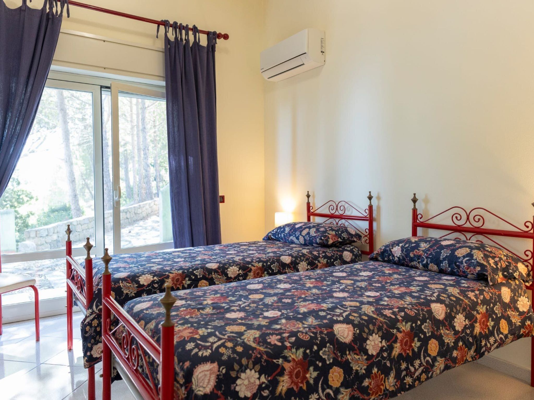 Für 10 Personen in Cefalù, Sizilien (Nordküste von Sizilien)-Dedans