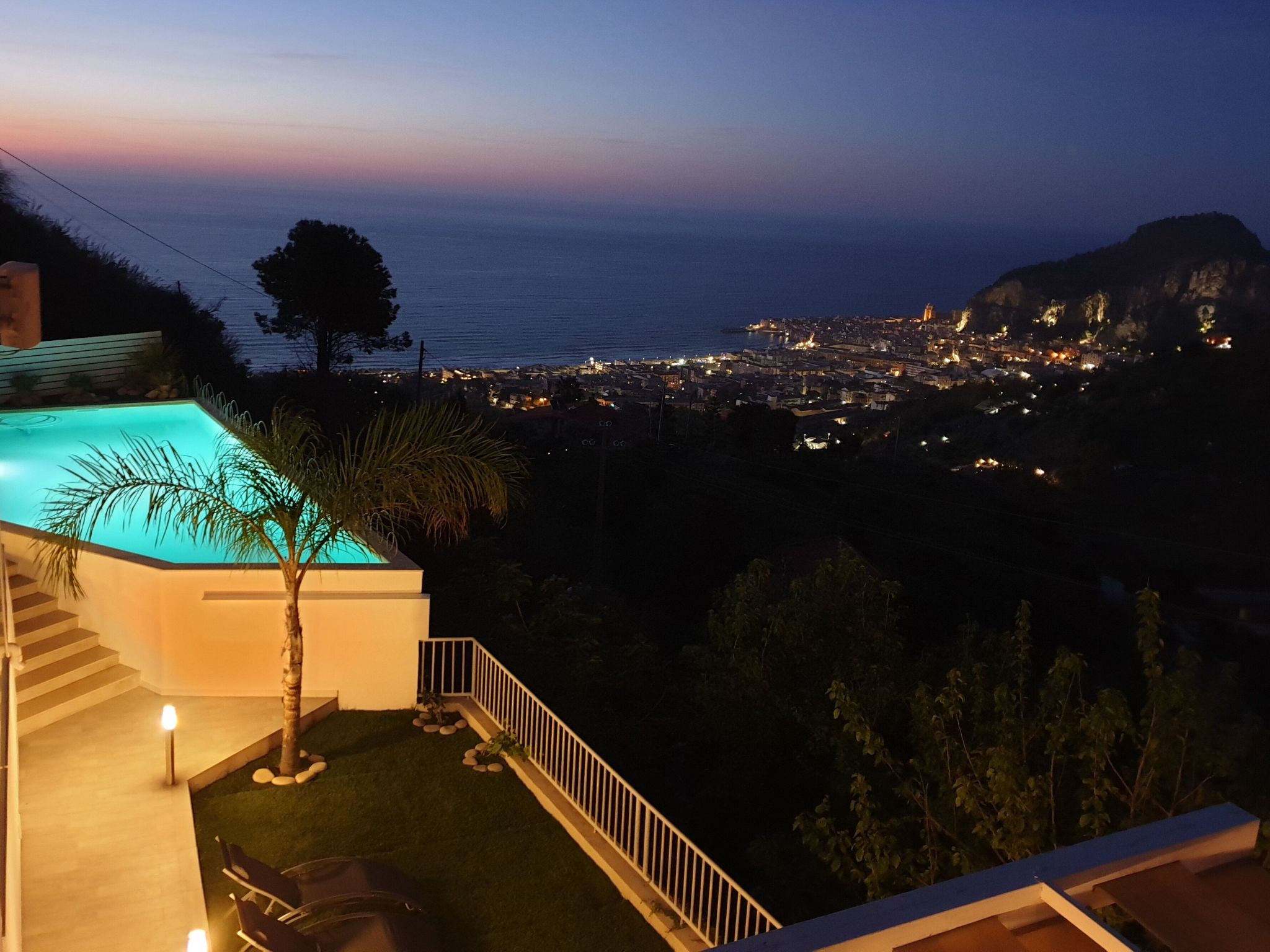 Villa la Vista - bis zu 6 Personen-Binnen