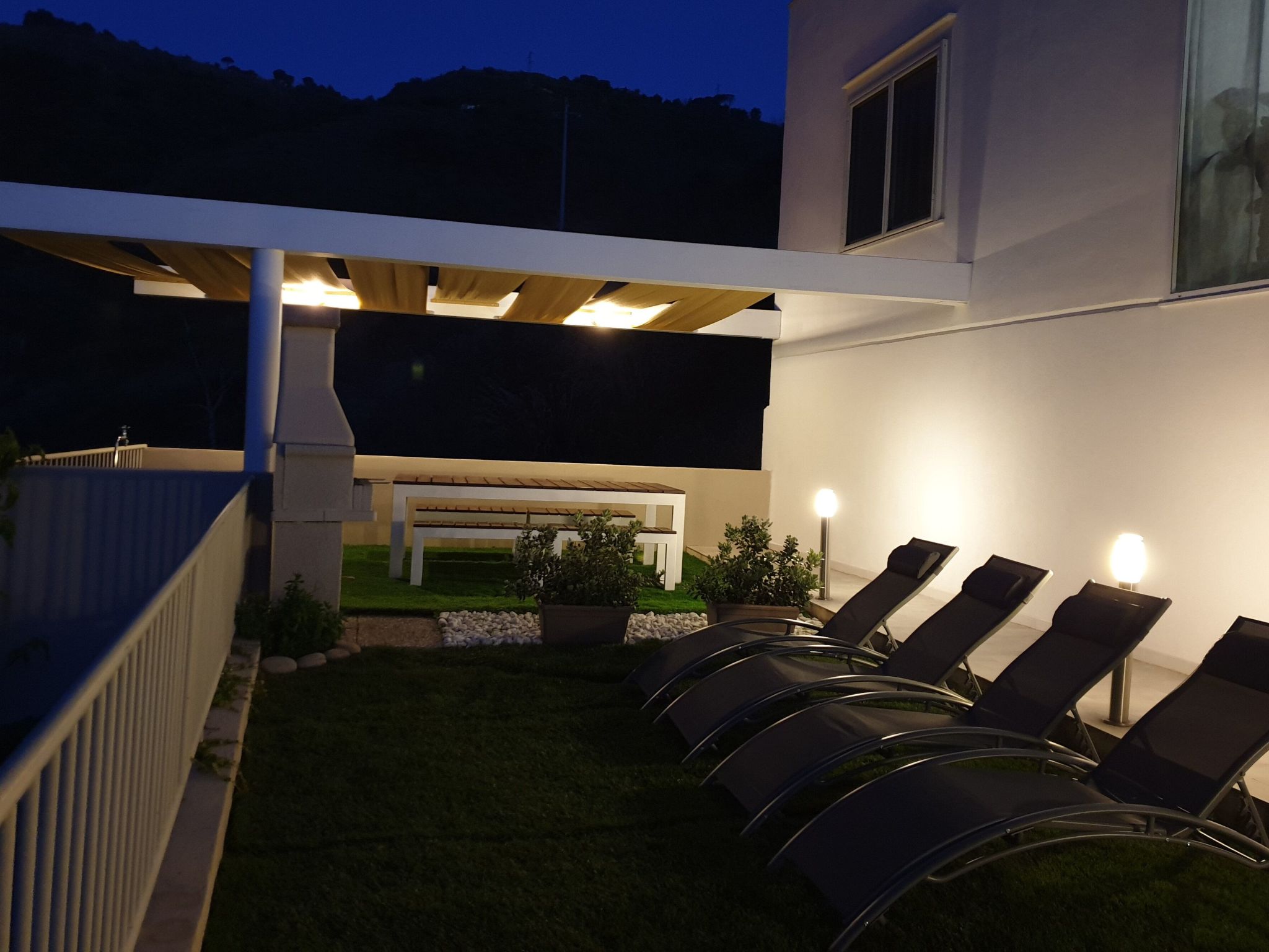 Villa la Vista - bis zu 6 Personen-Binnen