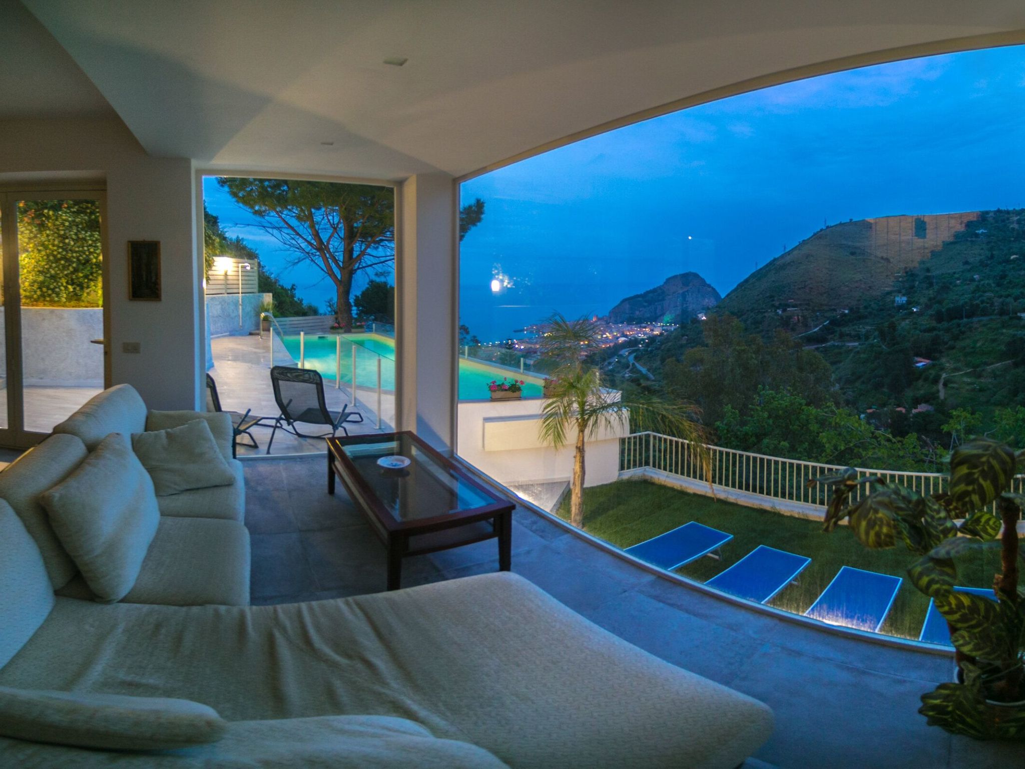 Villa la Vista - bis zu 6 Personen-Binnen