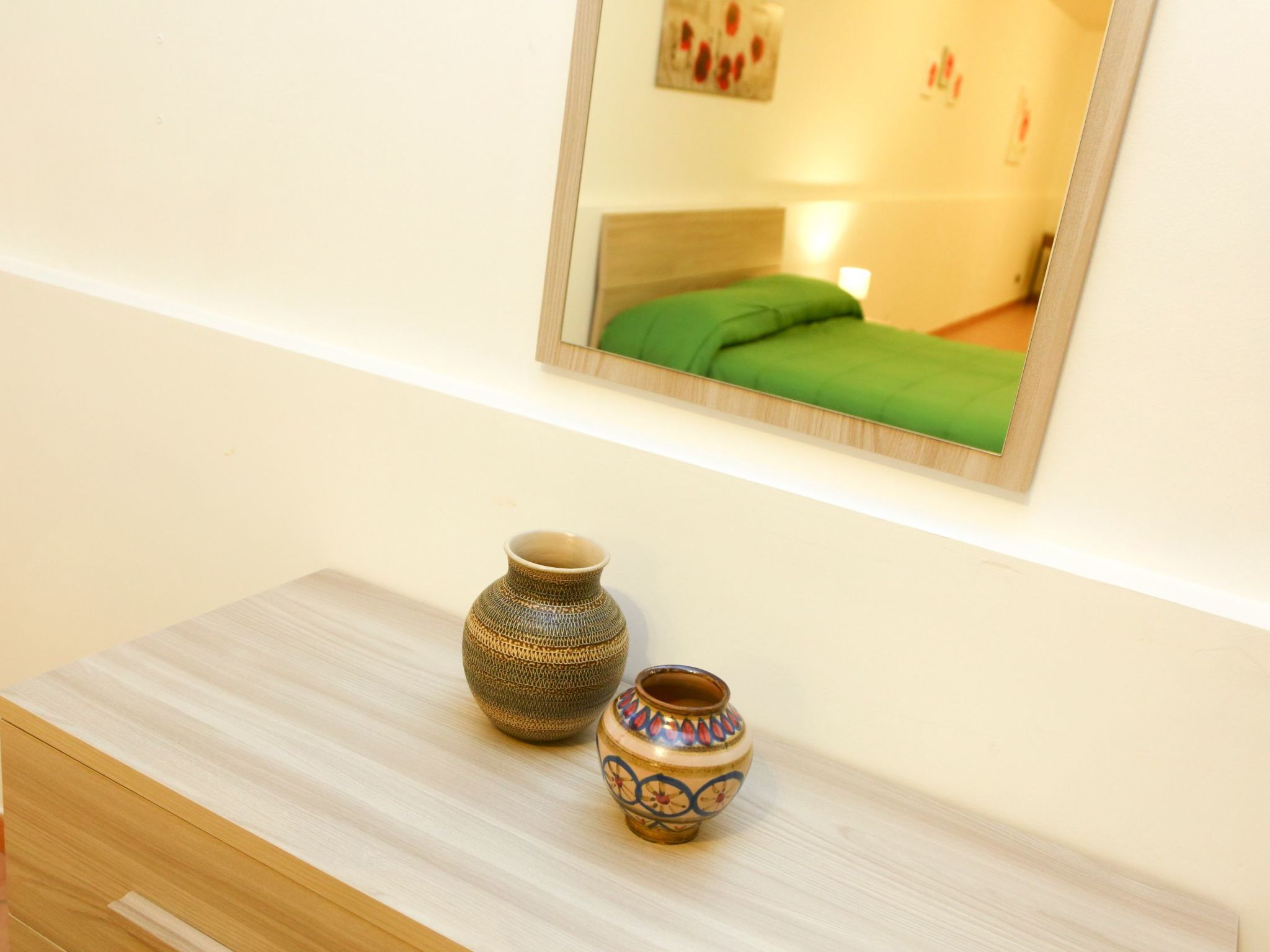 Helle mediterrane Villa mit Veranda und Garten-Image-tags.info