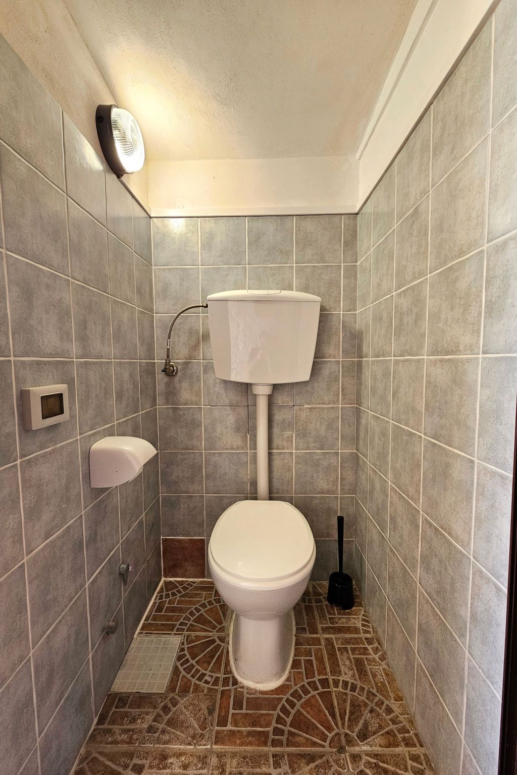 Helle mediterrane Villa mit Veranda und Garten-Image-tags.info