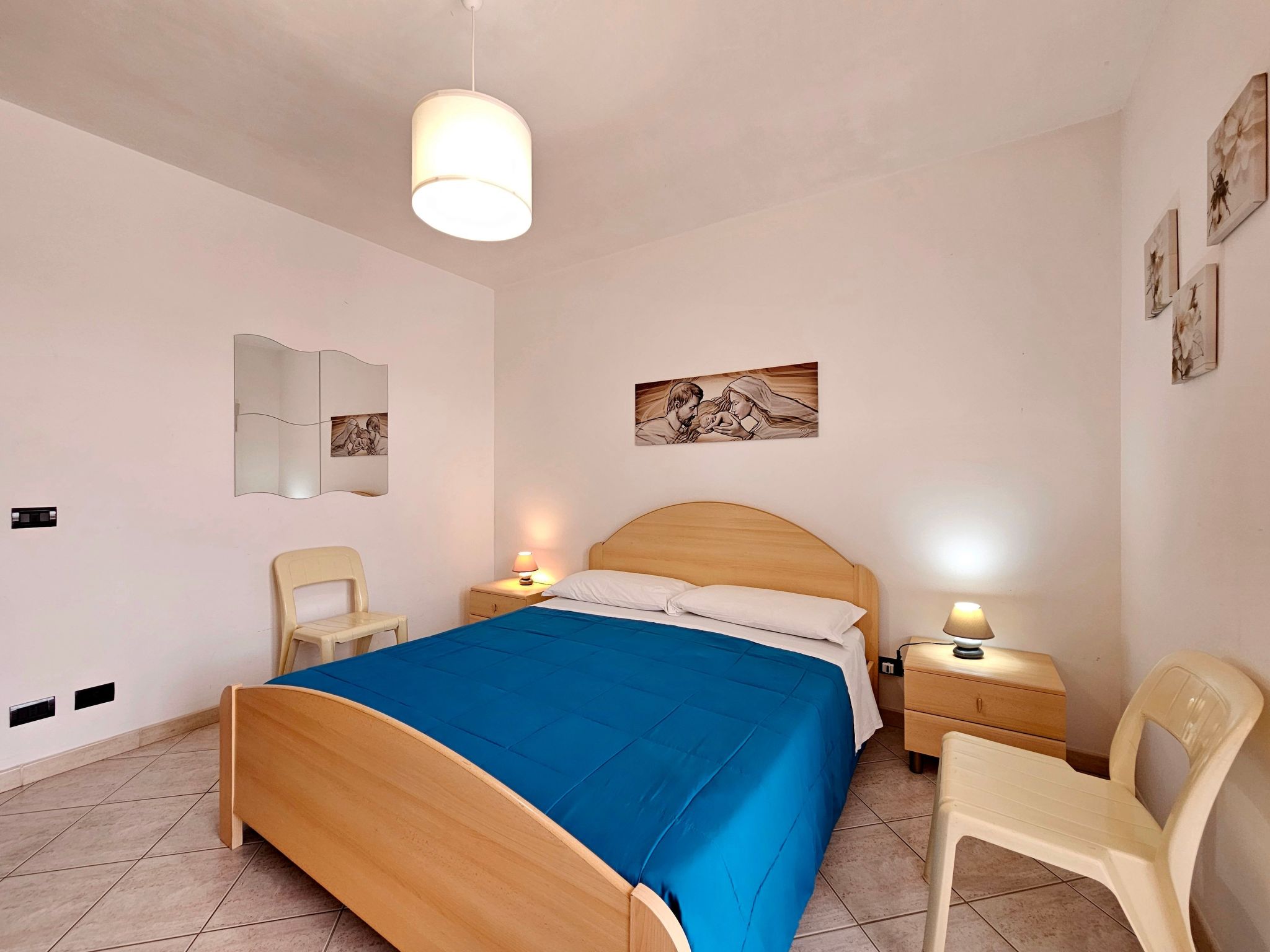 Helle mediterrane Villa mit Veranda und Garten-Binnen