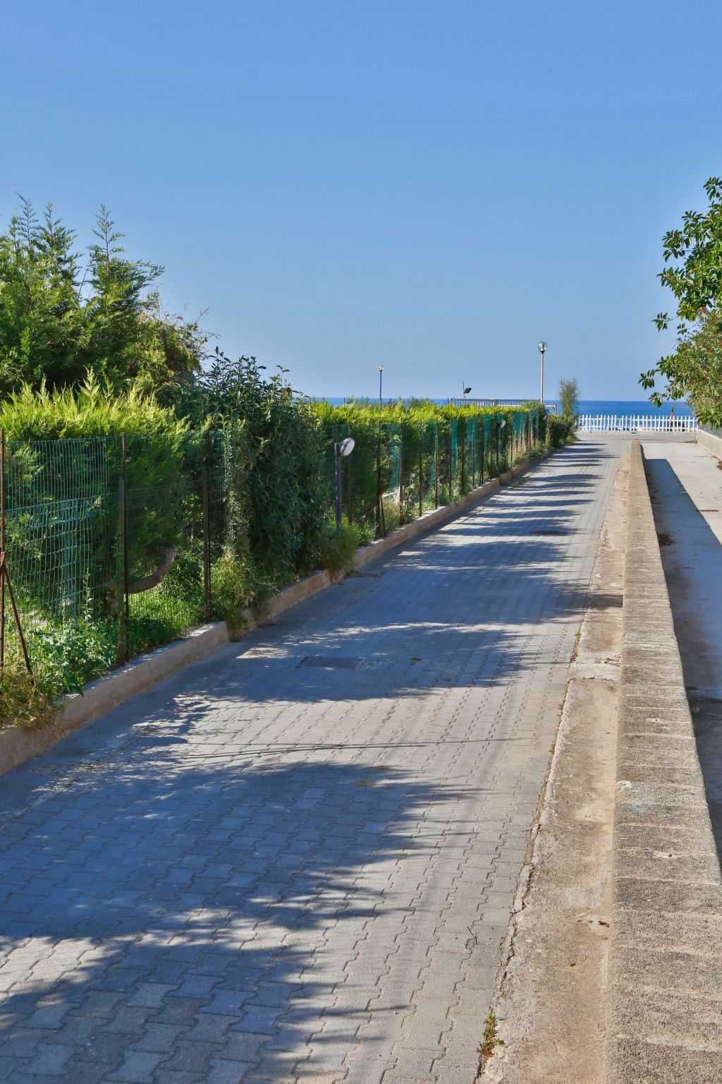 Helle mediterrane Villa mit Veranda und Garten-Binnen