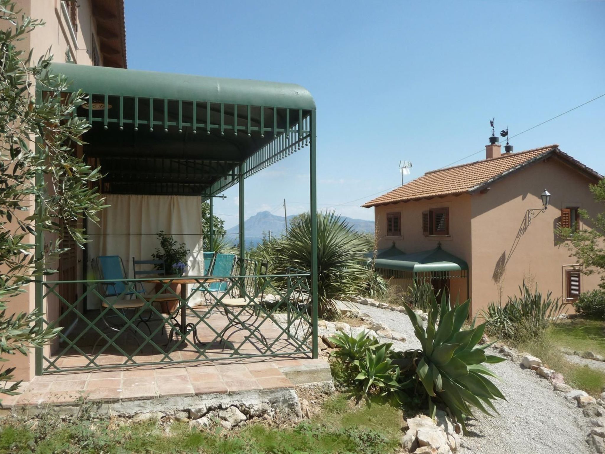 Manderino-Panoramasuite mit Park und Pool-Inside