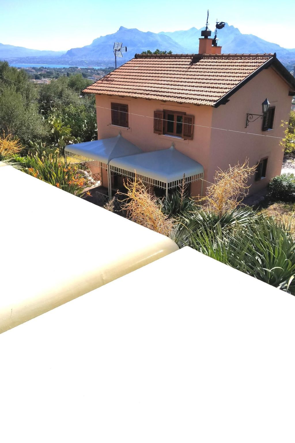 Manderino-Panoramasuite mit Park und Pool-Inside