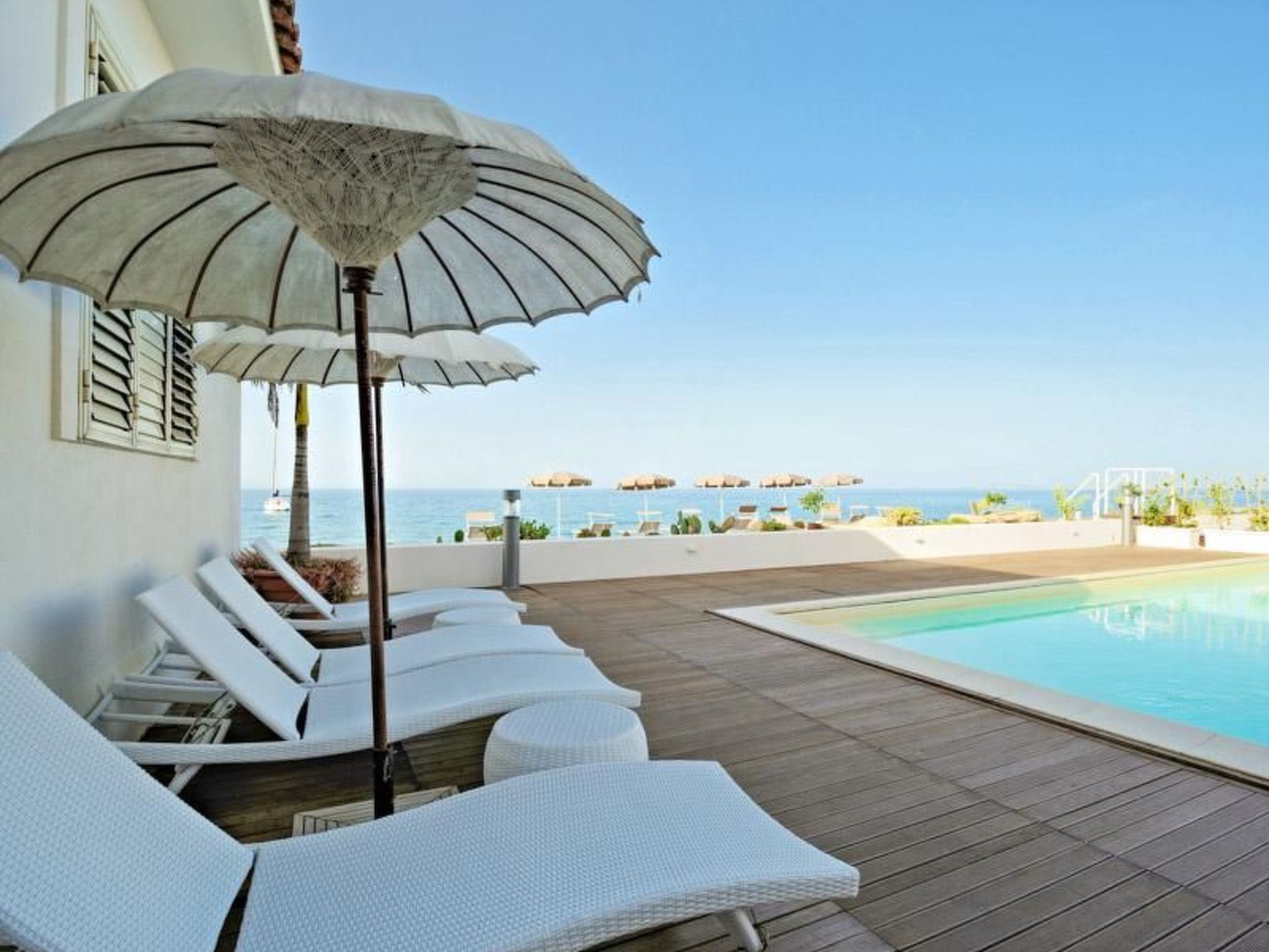 Wohnung mit Grill, Terrasse und Pool-Binnen