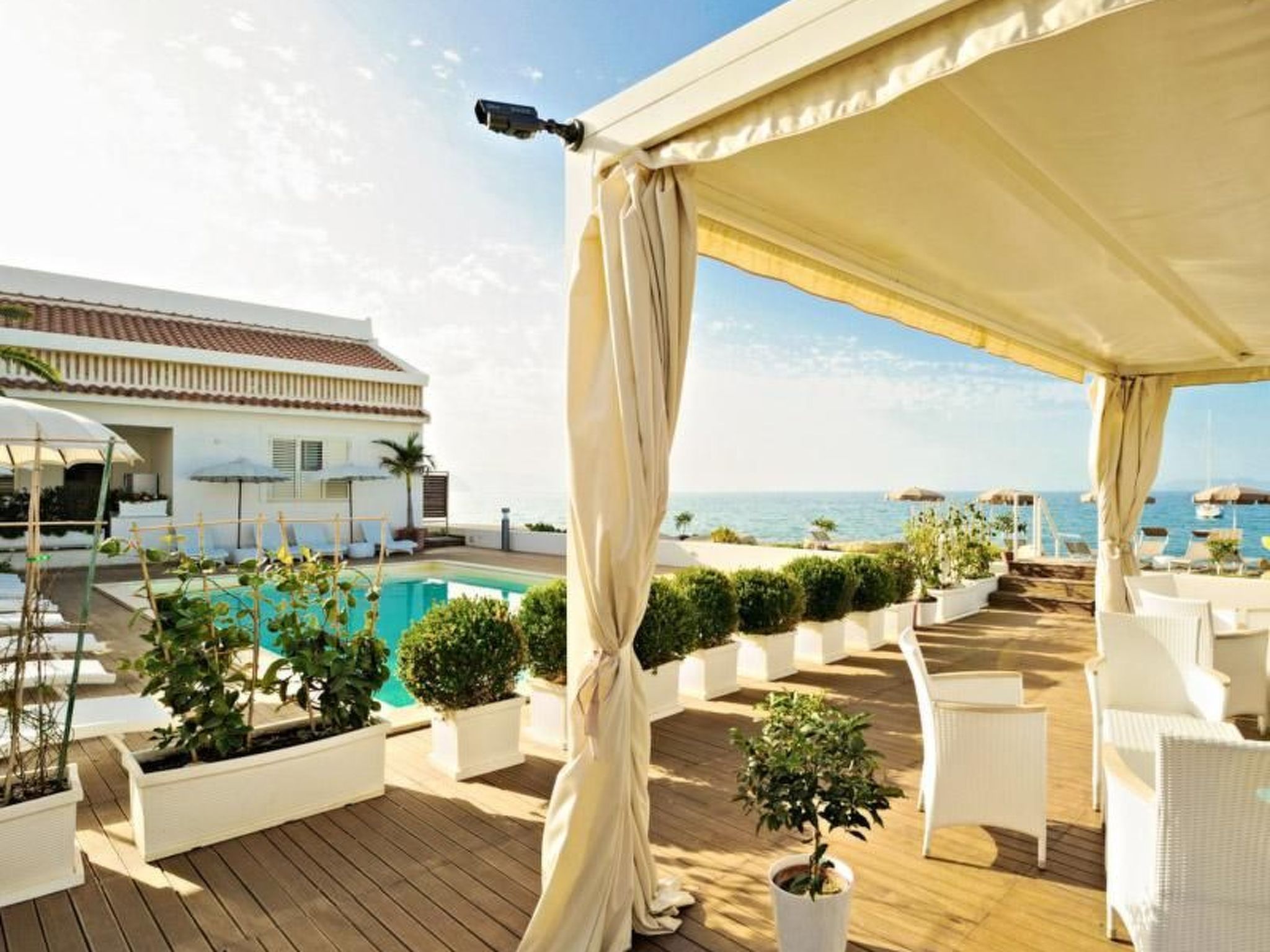 Wohnung mit Grill, Terrasse und Pool-Binnen