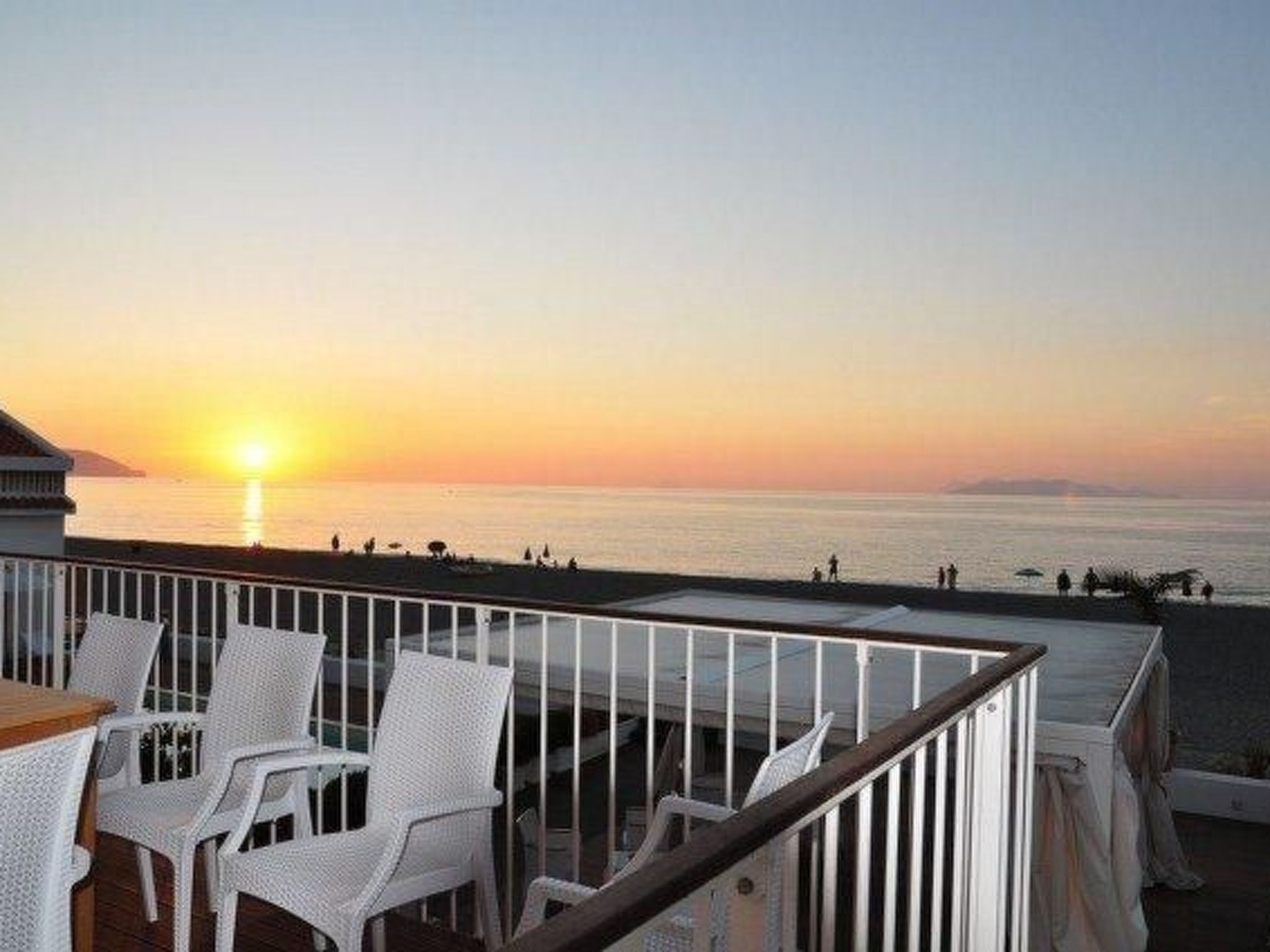 Wohnung mit Grill, Terrasse und Pool-Binnen