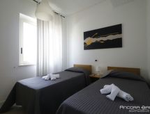 Moderne bungalow met zwembad nabij Malfa, Salina - thumbnail 4