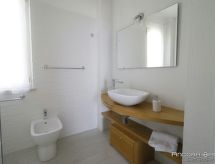 Moderne bungalow met zwembad nabij Malfa, Salina - thumbnail 5