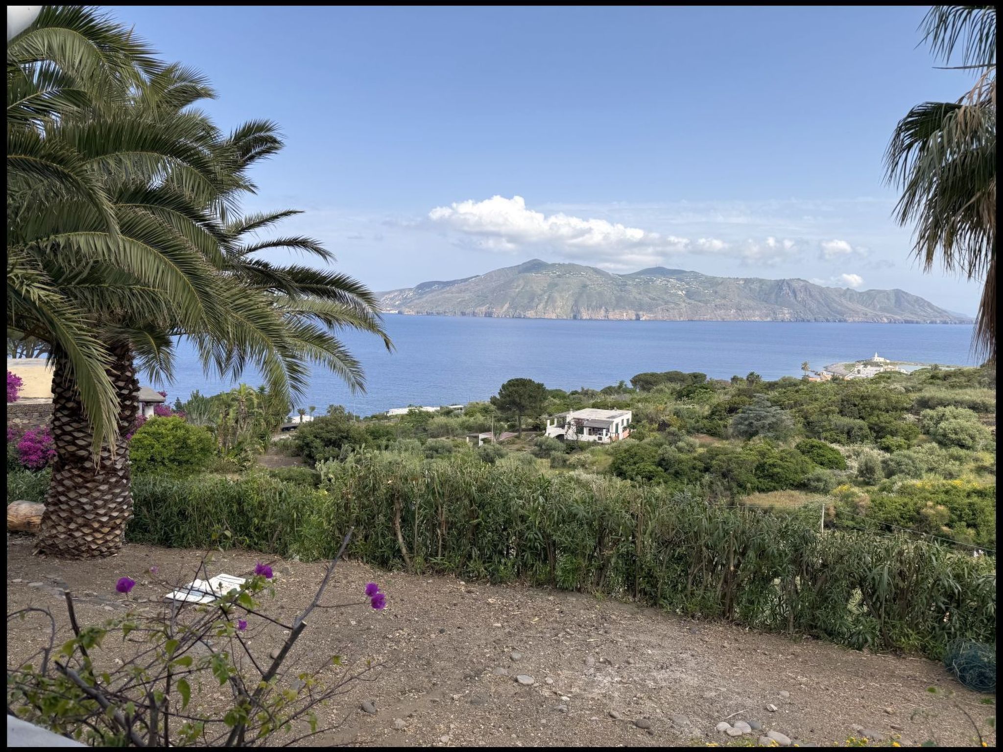 Villa in Panoramasprache, nur wenige Minuten vom Meer entfernt-Dehors