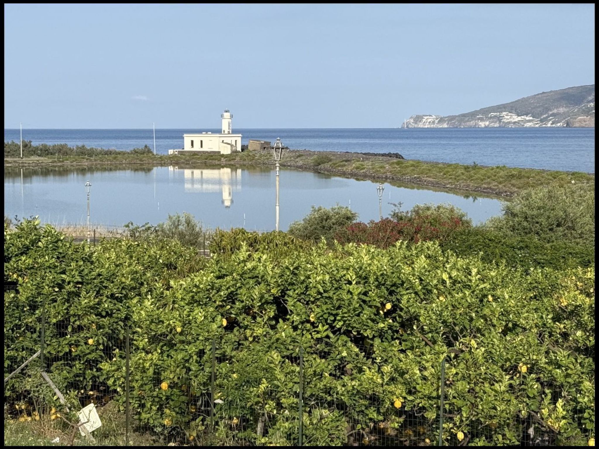 Villa in Panoramasprache, nur wenige Minuten vom Meer entfernt-Image-tags.info
