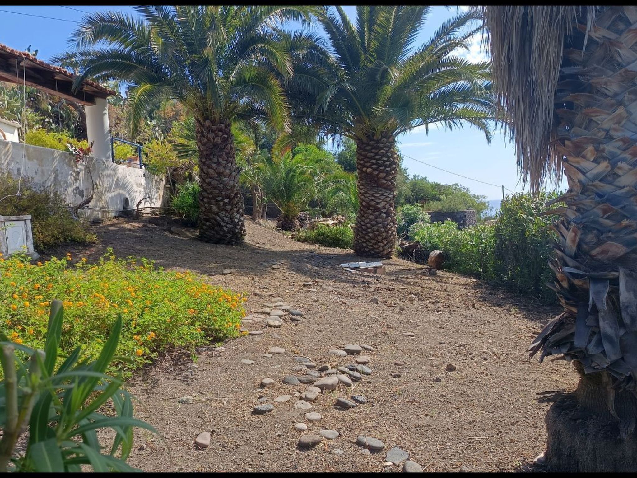 Villa in Panoramasprache, nur wenige Minuten vom Meer entfernt-Image-tags.info