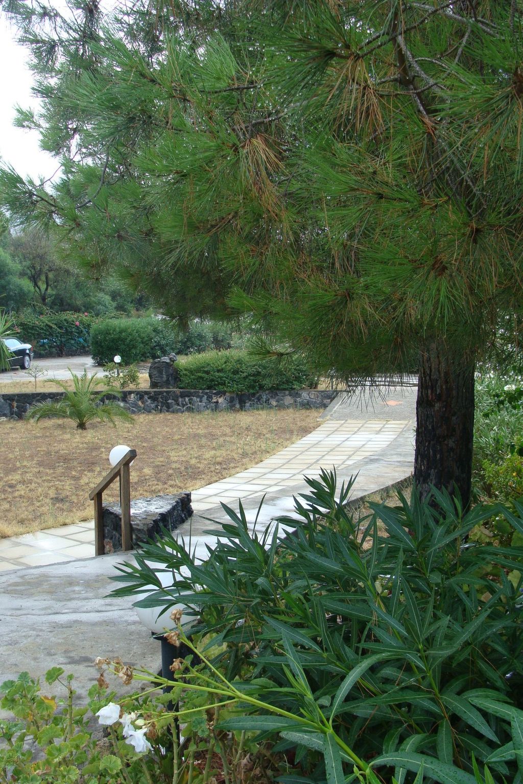 Villa Noir in Vulcanello-Image-tags.info