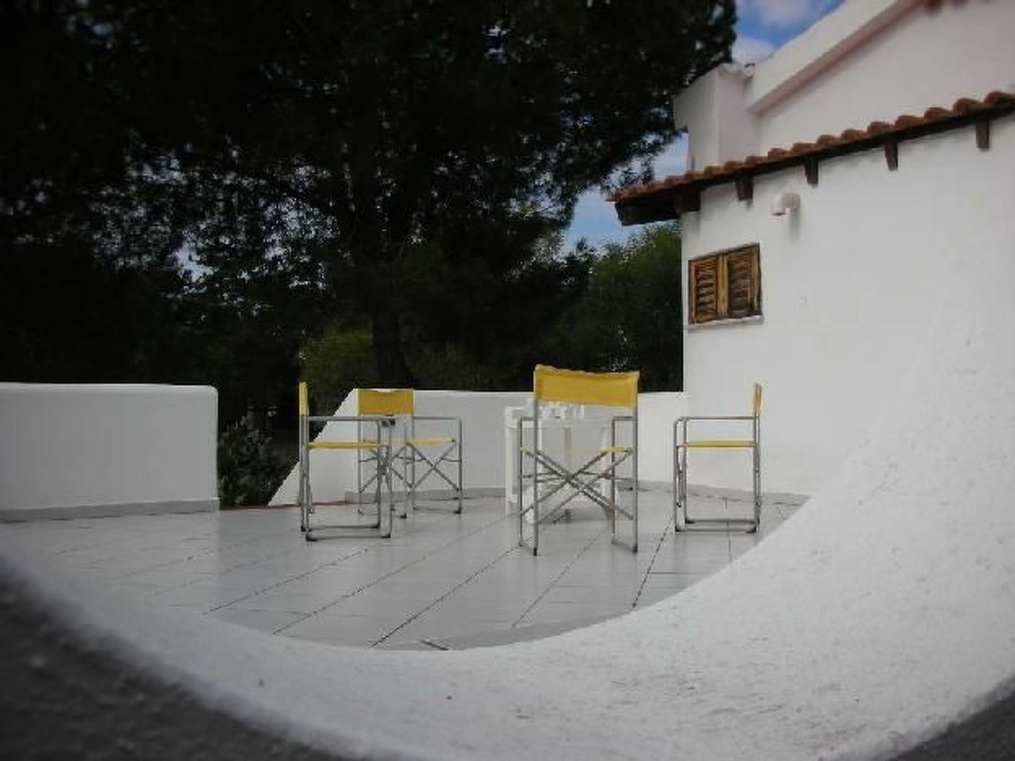 Villa Noir in Vulcanello-Image-tags.info