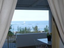 Vakantiehuis aan zee in Malfa, Salina - 100m² tuin, 40m van het water - thumbnail 2