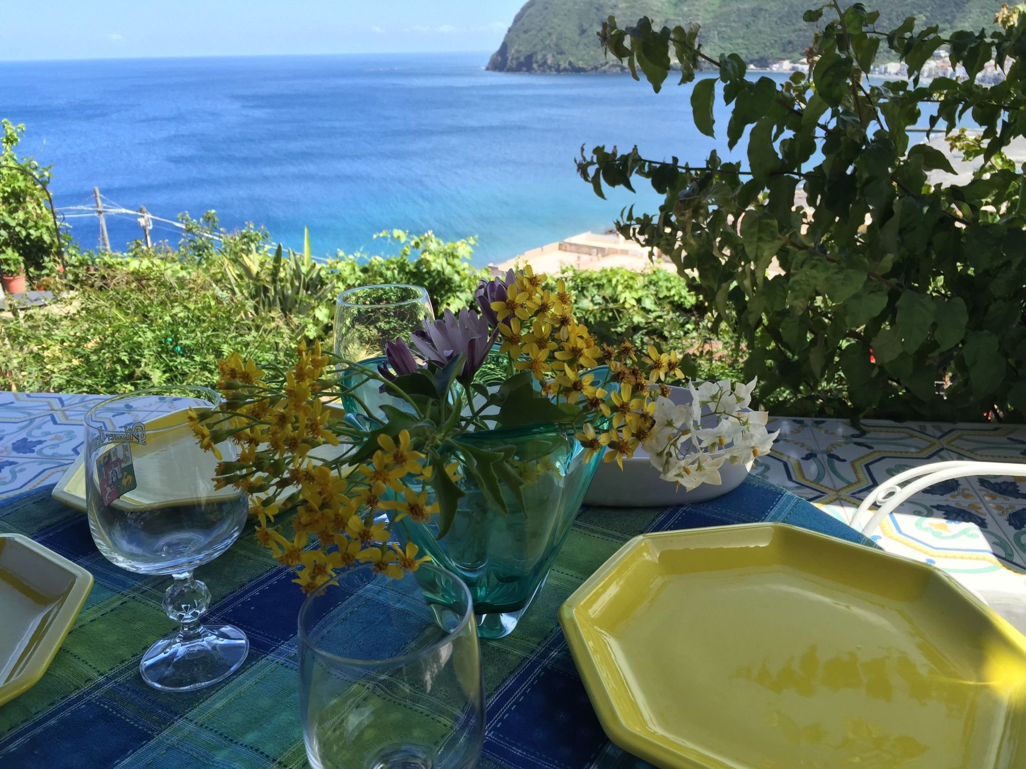 Flach D-Image-tags.info