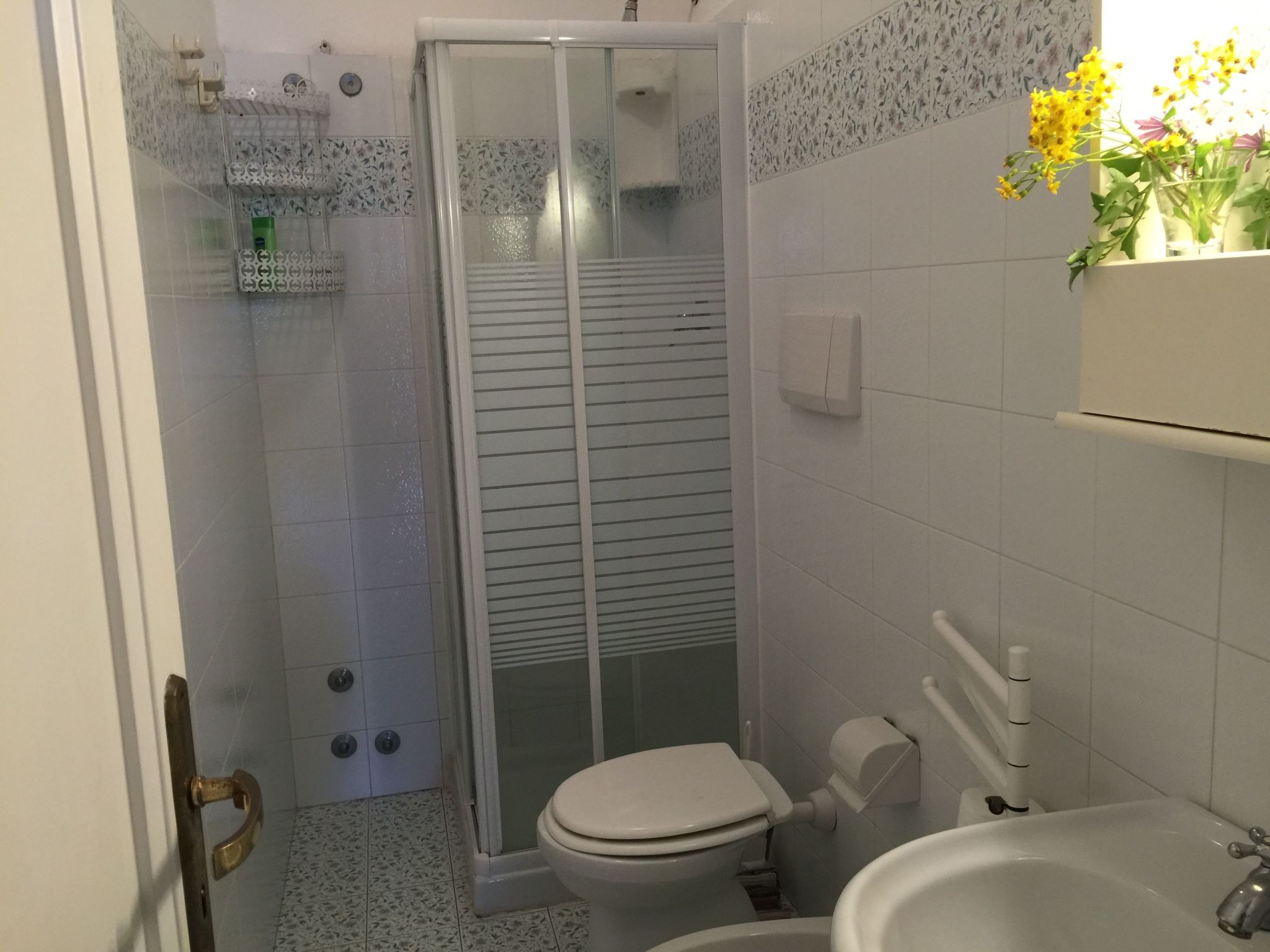 Flach D-Image-tags.info