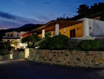 Wohnung 'Ginestra' mit Terrasse