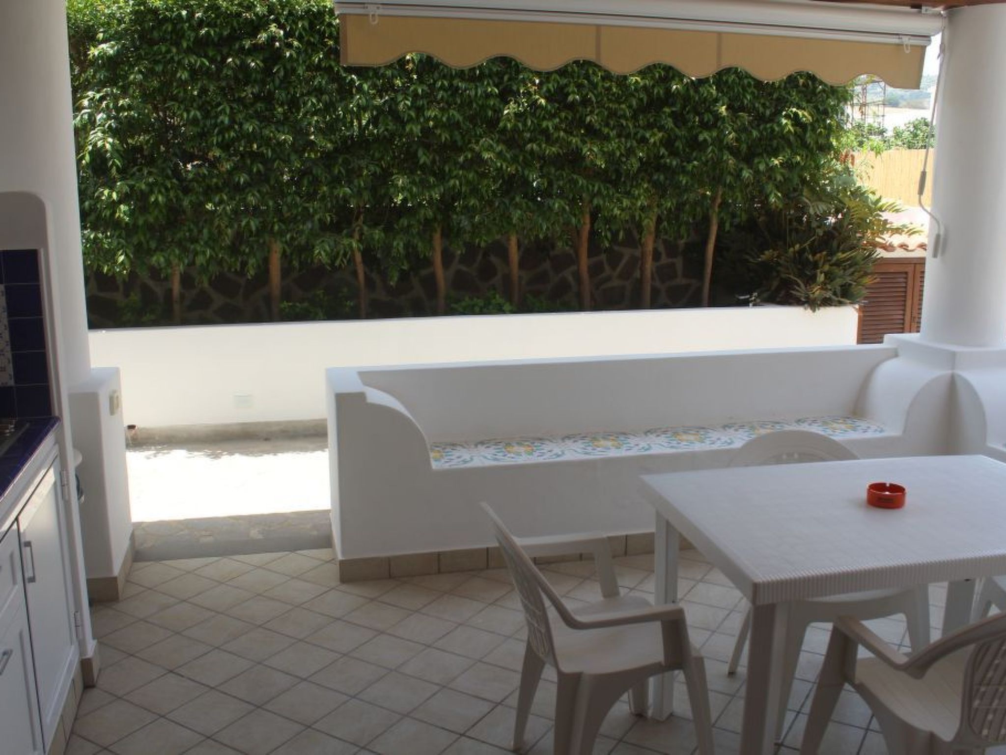 Ferienhaus mit umzäuntem Garten in Eolie Lipari (Italien) und 1 Hund erlaubt