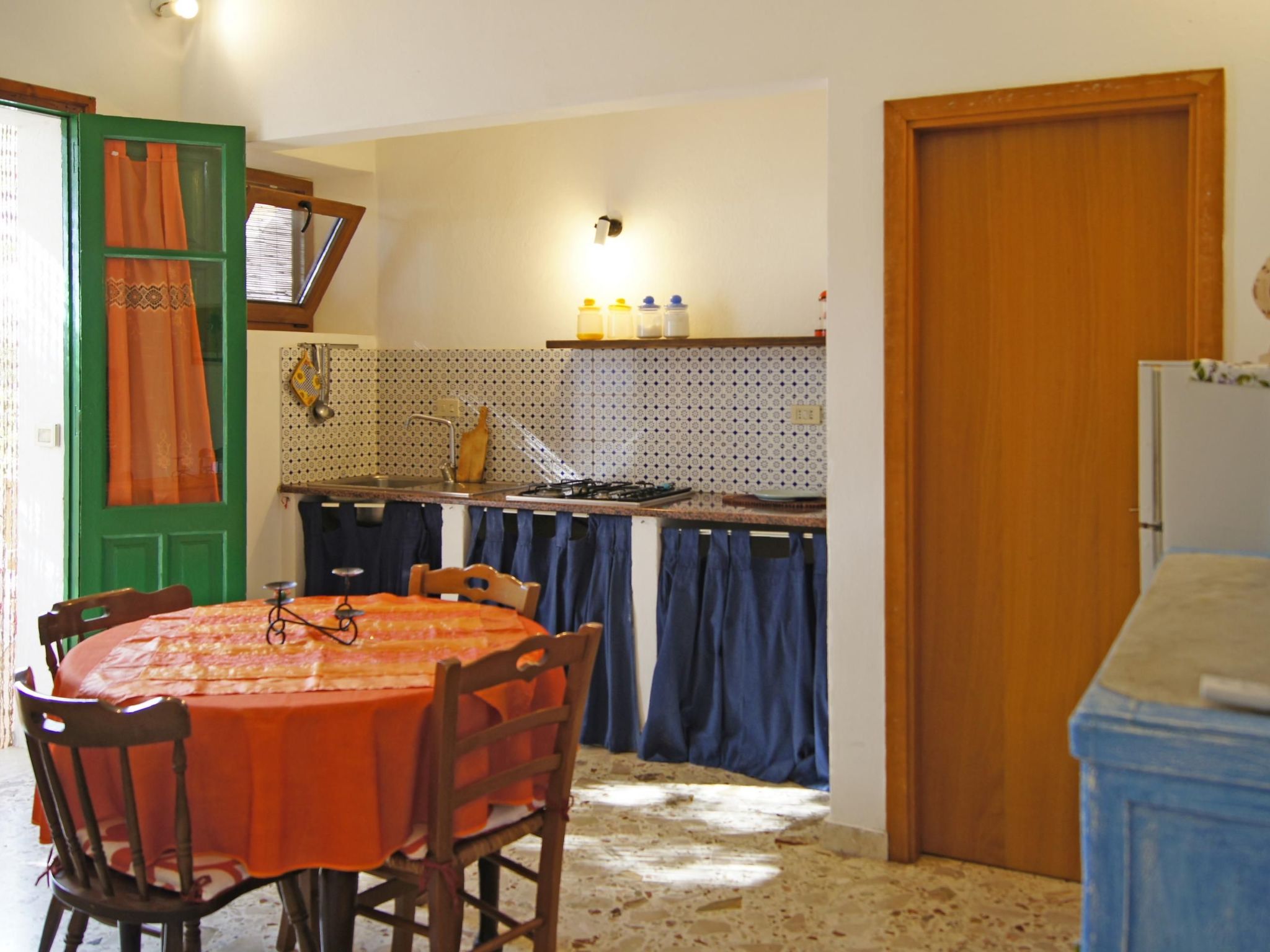 Wohnung 'Alba 8' mit Privatparkplatz-Dedans