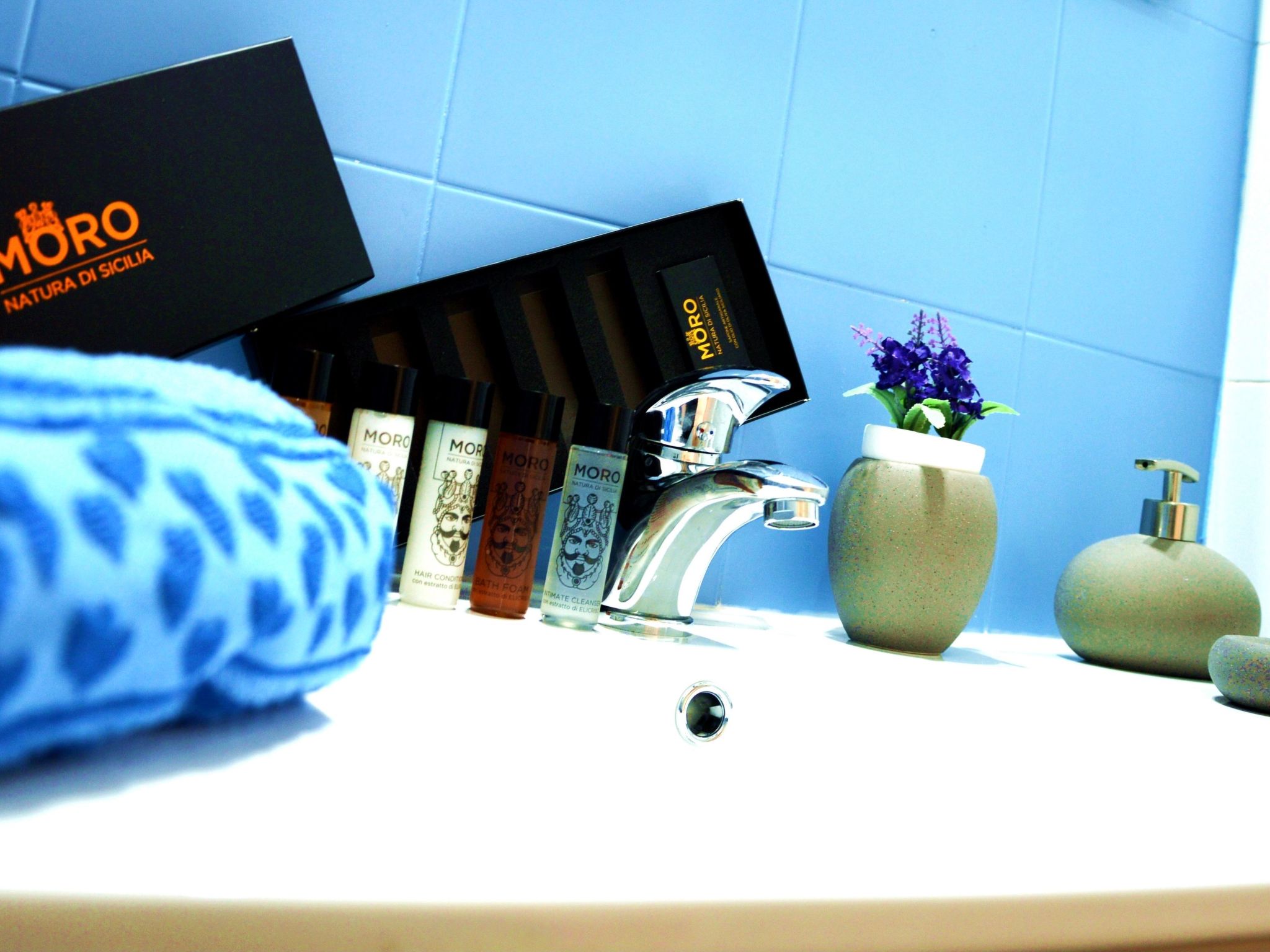 Für 10 Personen ca. 250 m&sup2; in Caltagirone, Sizilien (Provinz Catania)-Image-tags.info