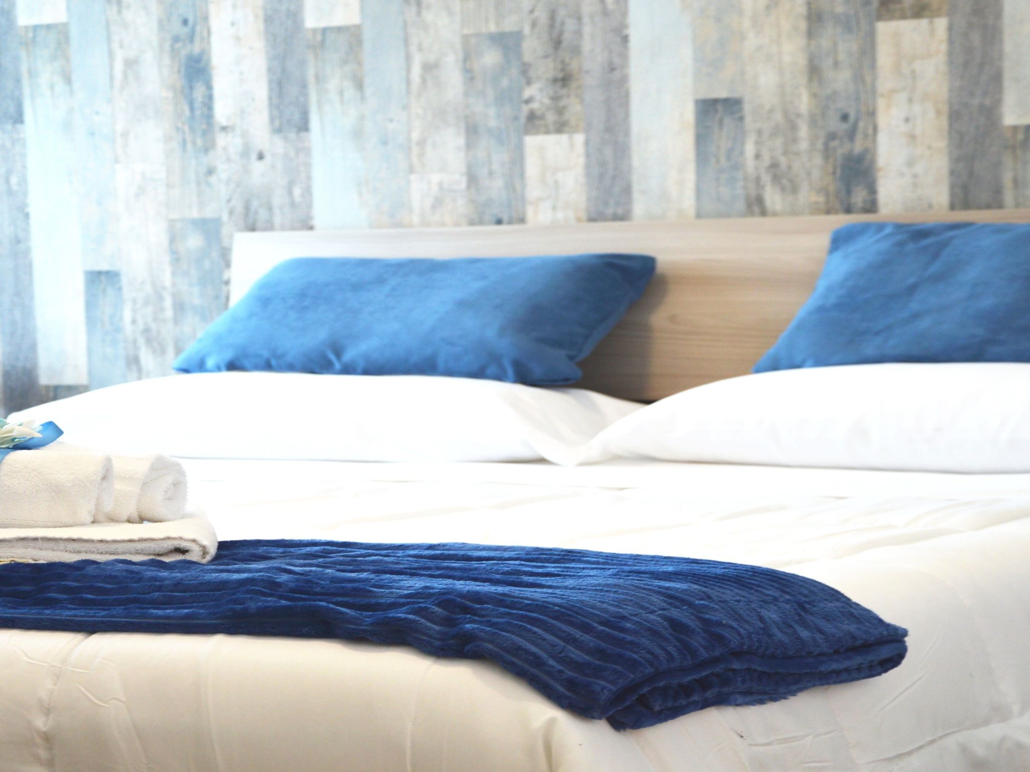 Für 10 Personen ca. 250 m&sup2; in Caltagirone, Sizilien (Provinz Catania)-Image-tags.info