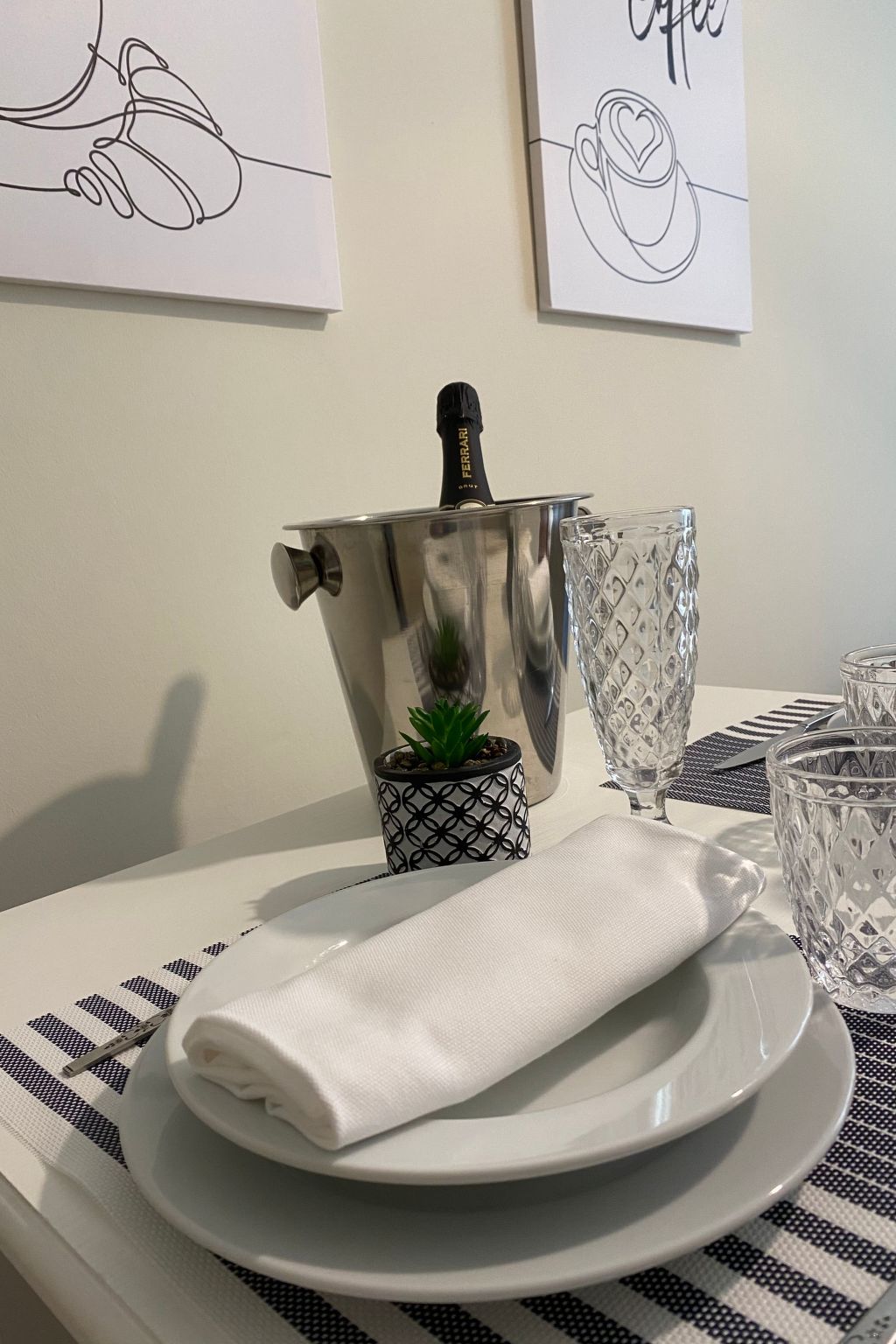 Scala dei Turchi Palace Suiten für 3 Personen in Realmonte-Inside